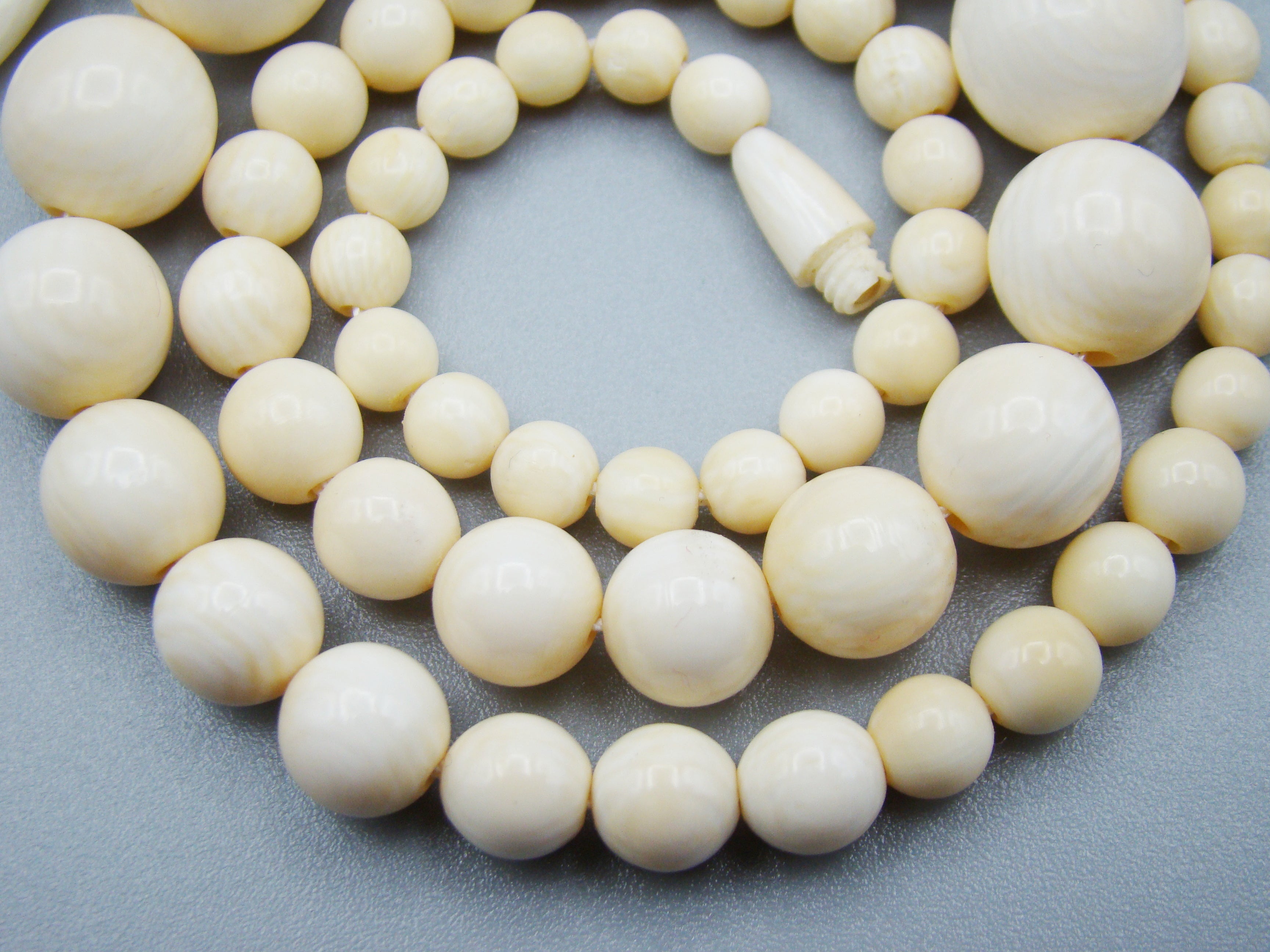 Antique Natural Elephant Ivory Necklace - Kingdom of Antique Arts
