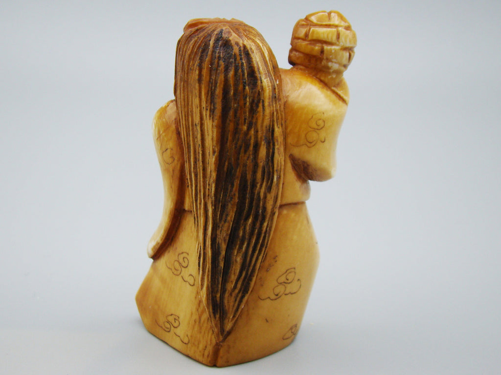 Antique Natural Elephant Ivory Figur - Handcarved - Netsuke Signed - Japan - Kingdom of Antique Arts