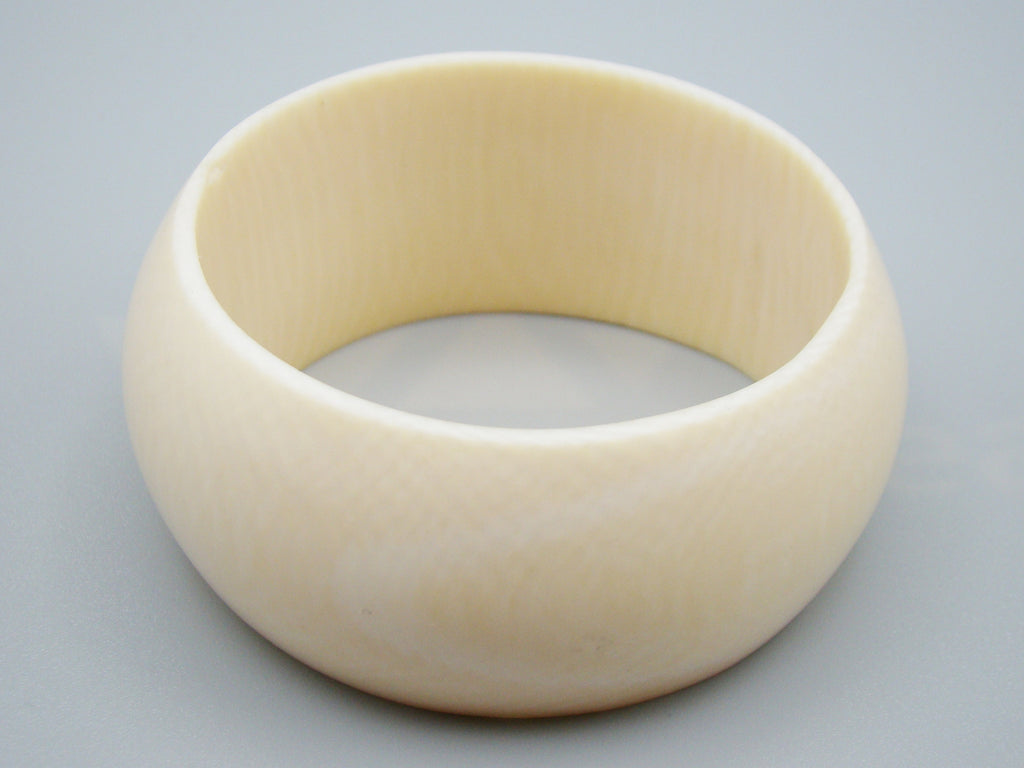 Antique Ivory, Natural Ivory, Ivory Bracelet, Mediterranean Ivory, handcarved Ivory, Asien Ivory, Elephant Ivory