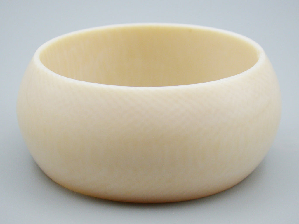 Antique Ivory, Natural Ivory, Ivory Bracelet, Mediterranean Ivory, handcarved Ivory, Asien Ivory, Elephant Ivory