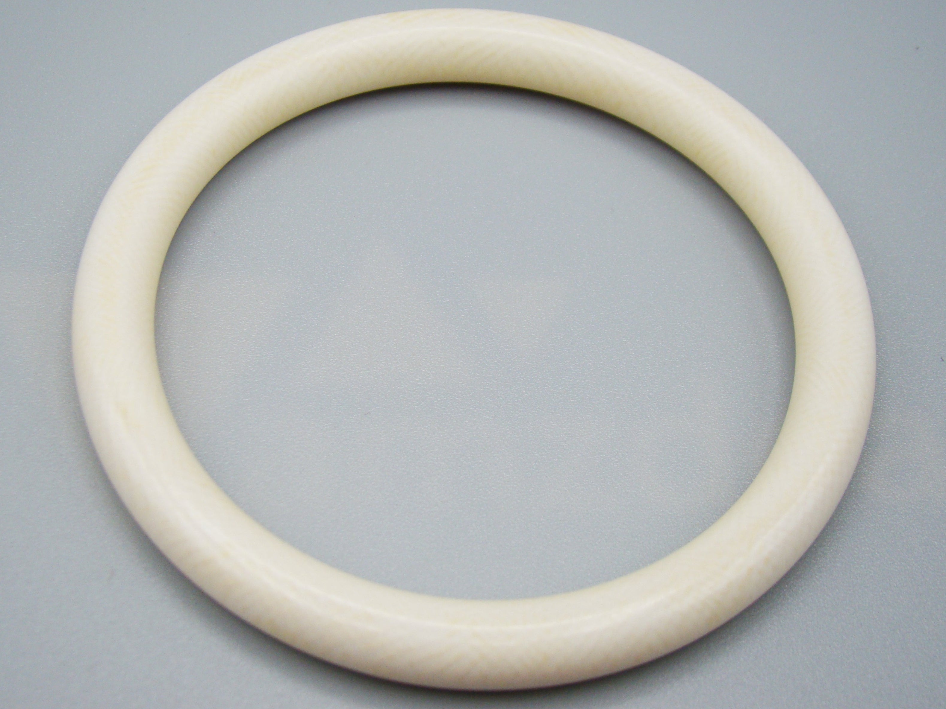 Antique Natural Elephant Ivory Bracelet - Kingdom of Antique Arts