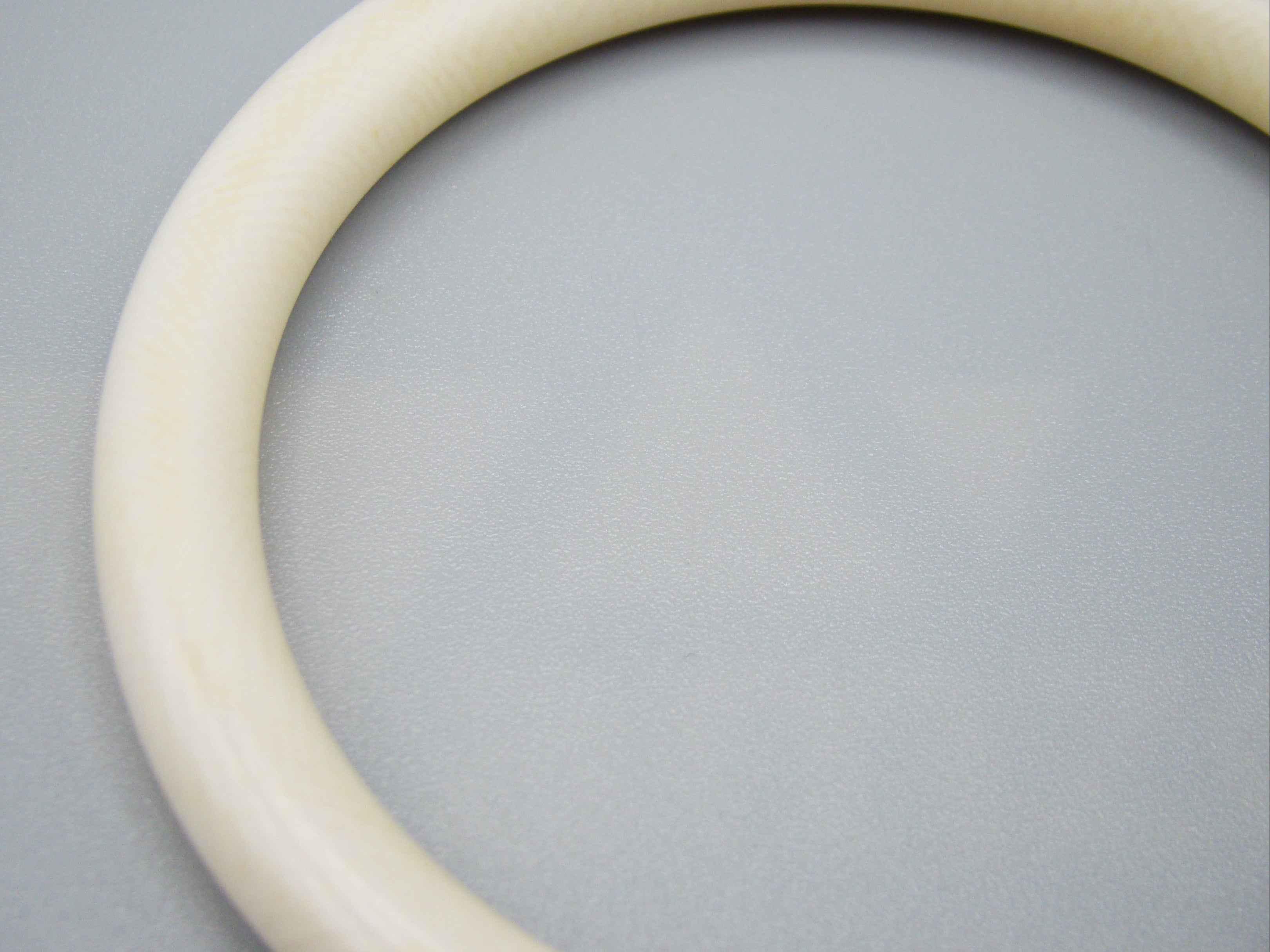 Antique Natural Elephant Ivory Bracelet - Kingdom of Antique Arts