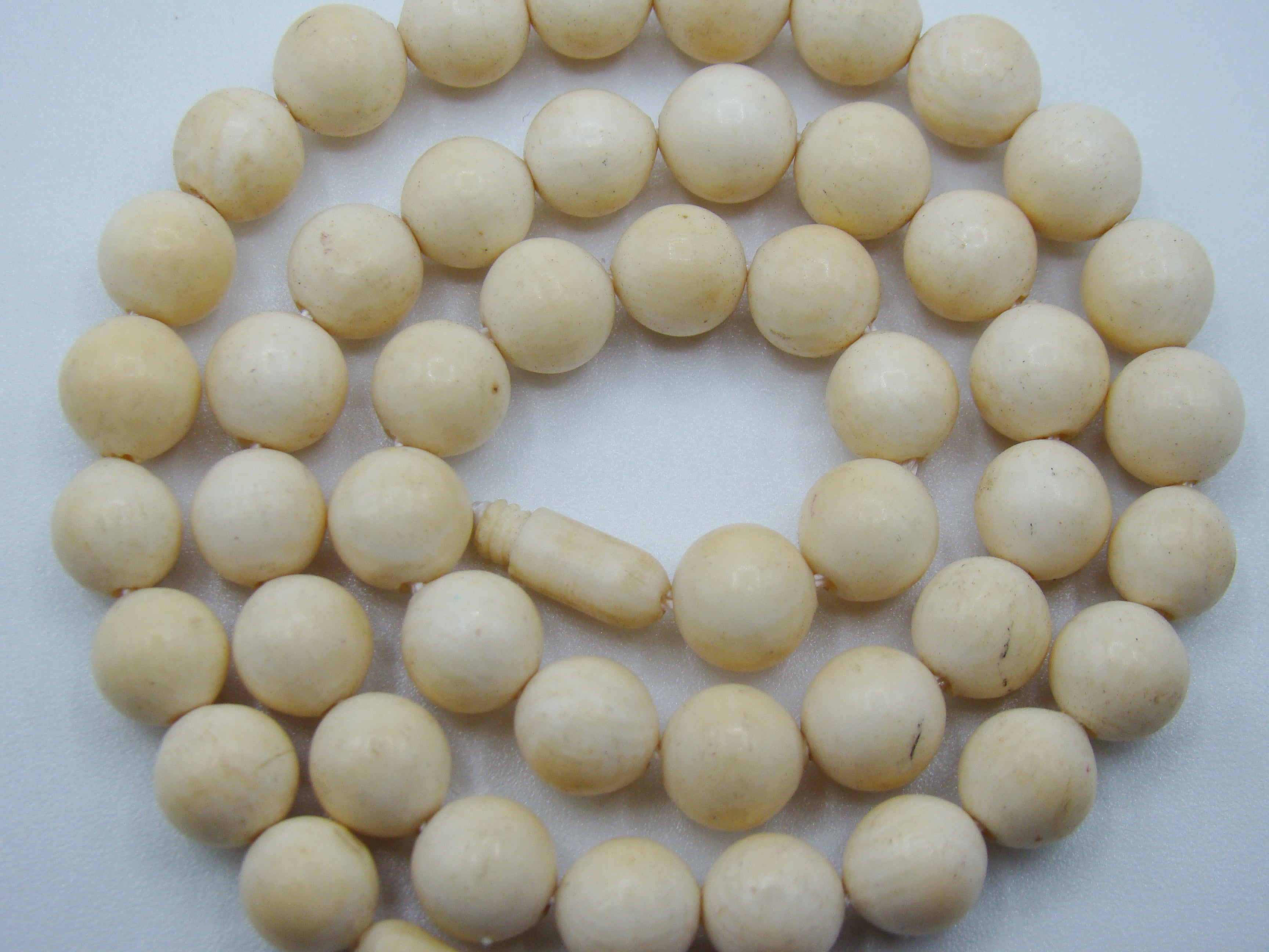 Antique Natural Elephant Ivory Necklace - Kingdom of Antique Arts
