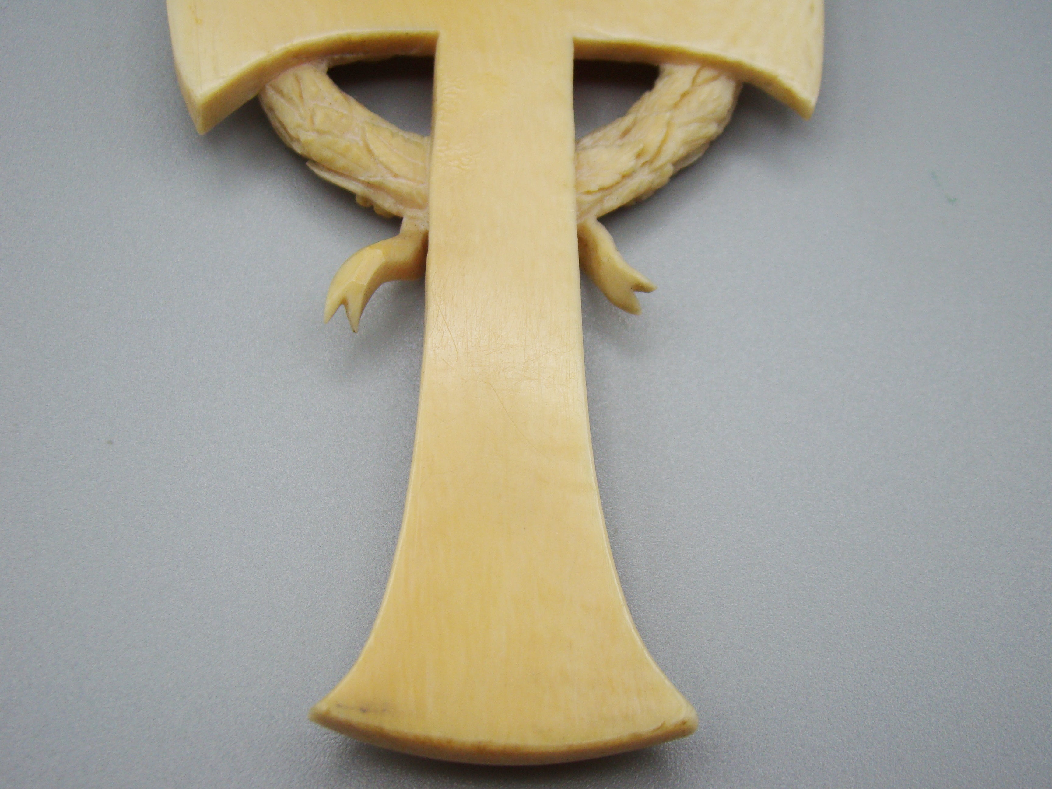 Antique Ivory, Natural Ivory, Mediterranean Ivory, handcarved Ivory, Asien Ivory, Elephant Ivory, Ivory Chain, Ivory Pendant