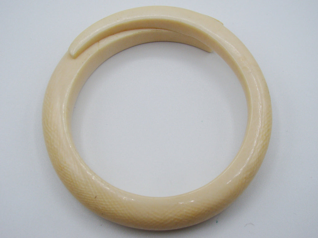 Antique Ivory, Natural Ivory, Ivory Bracelet, Mediterranean Ivory, handcarved Ivory, Asien Ivory, Elephant Ivory
