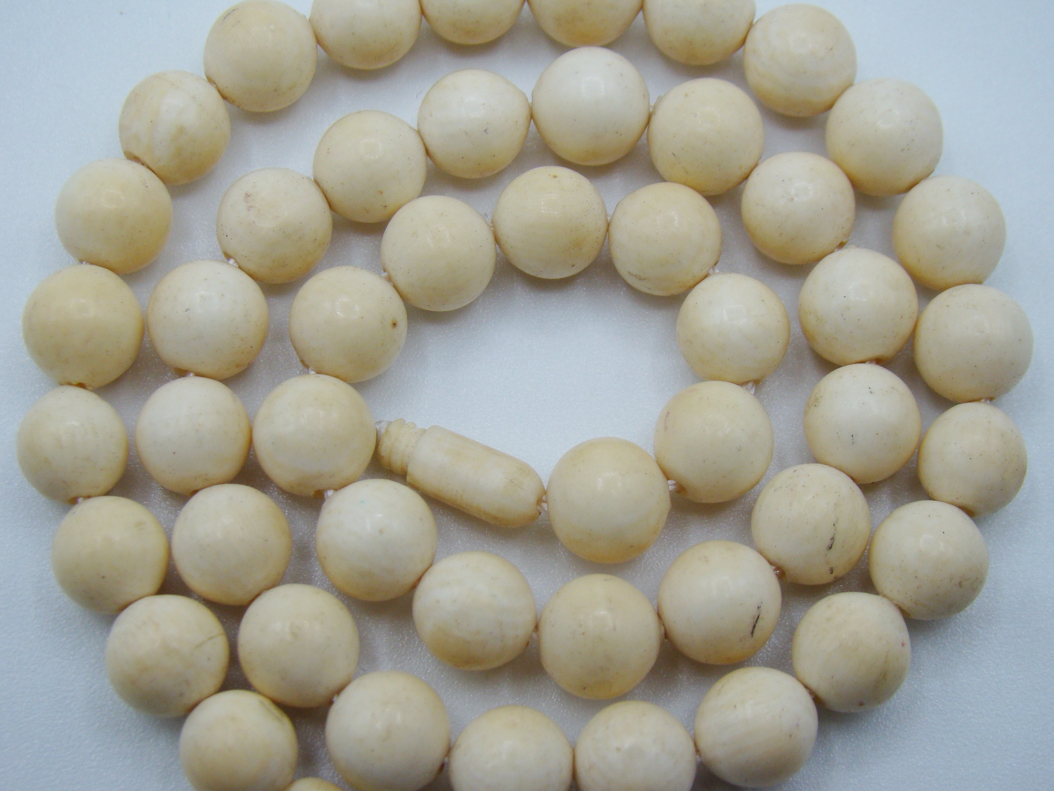 Antique Natural Elephant Ivory Necklace - Kingdom of Antique Arts