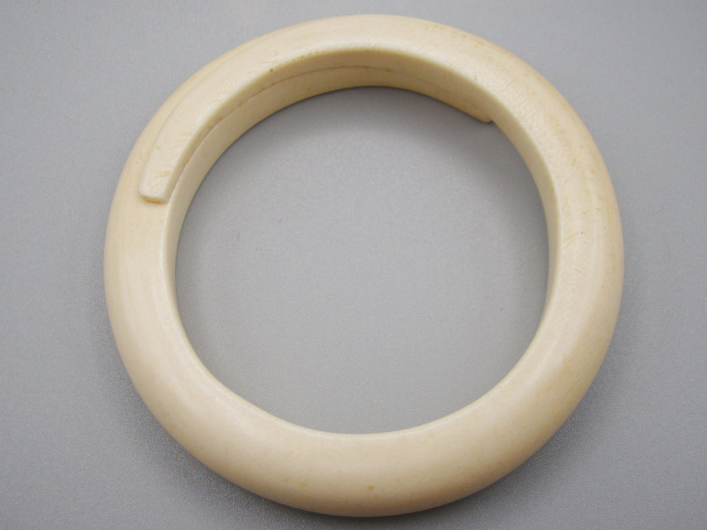 Antique Ivory, Natural Ivory, Ivory Bracelet, Mediterranean Ivory, handcarved Ivory, Asien Ivory, Elephant Ivory