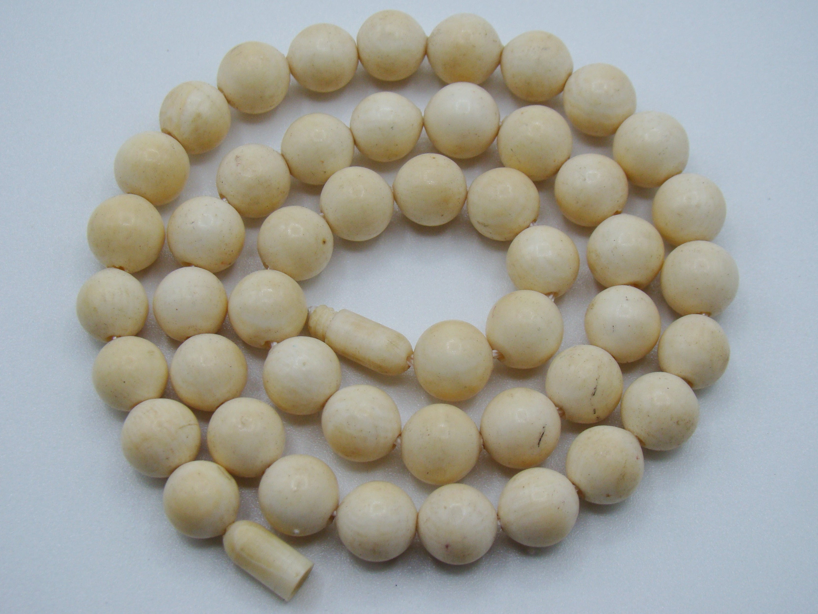 Antique Natural Elephant Ivory Necklace - Kingdom of Antique Arts