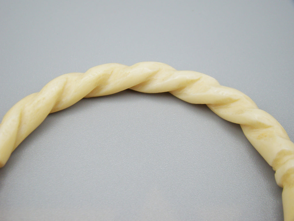 Antique Ivory, Natural Ivory, Ivory Bracelet, Mediterranean Ivory, handcarved Ivory, Asien Ivory, Elephant Ivory