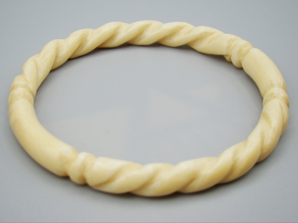 Antique Ivory, Natural Ivory, Ivory Bracelet, Mediterranean Ivory, handcarved Ivory, Asien Ivory, Elephant Ivory