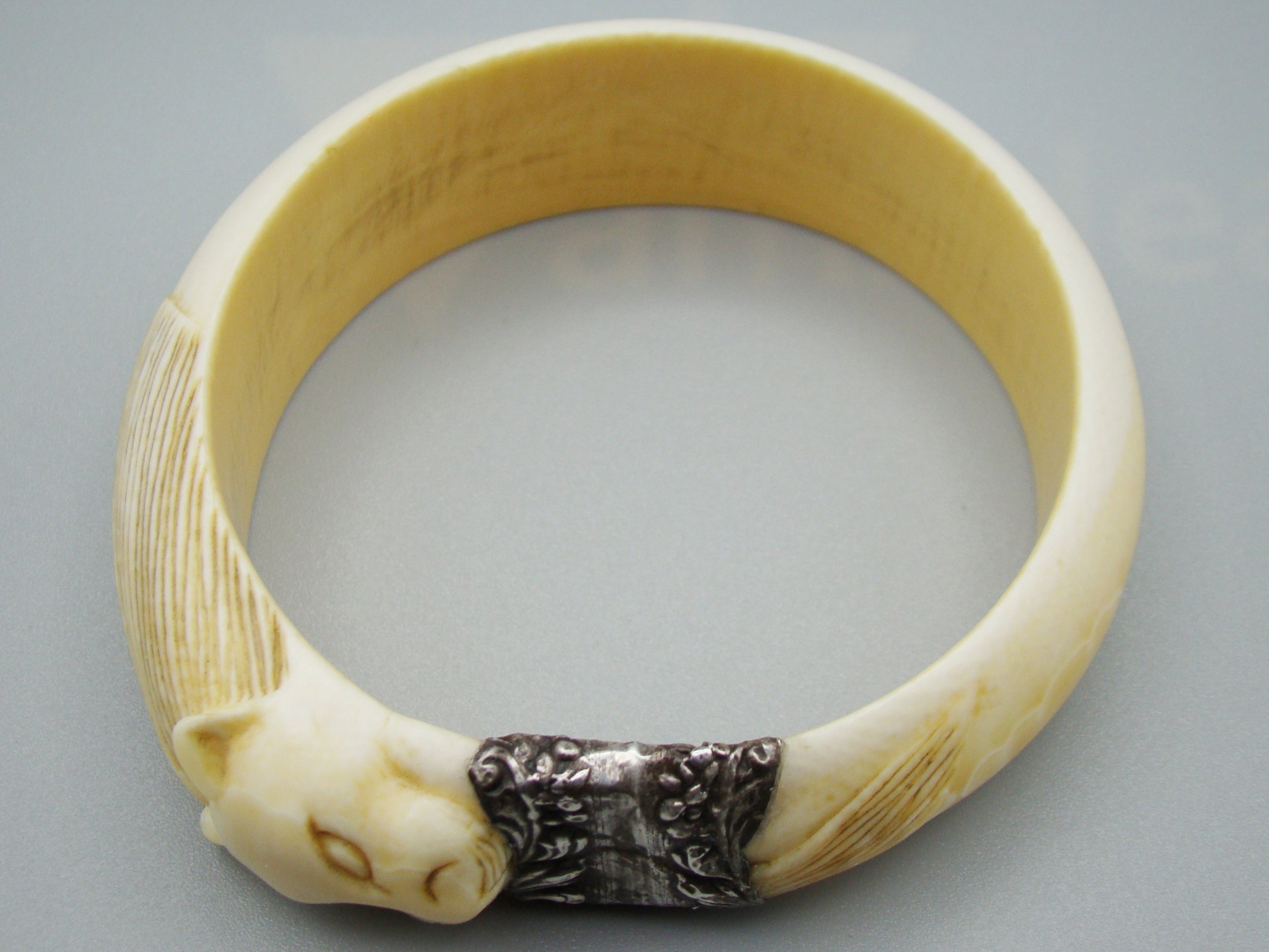 Antique Ivory, Natural Ivory, Ivory Bracelet, Mediterranean Ivory, handcarved Ivory, Asien Ivory, Elephant Ivory, Sterling Silver