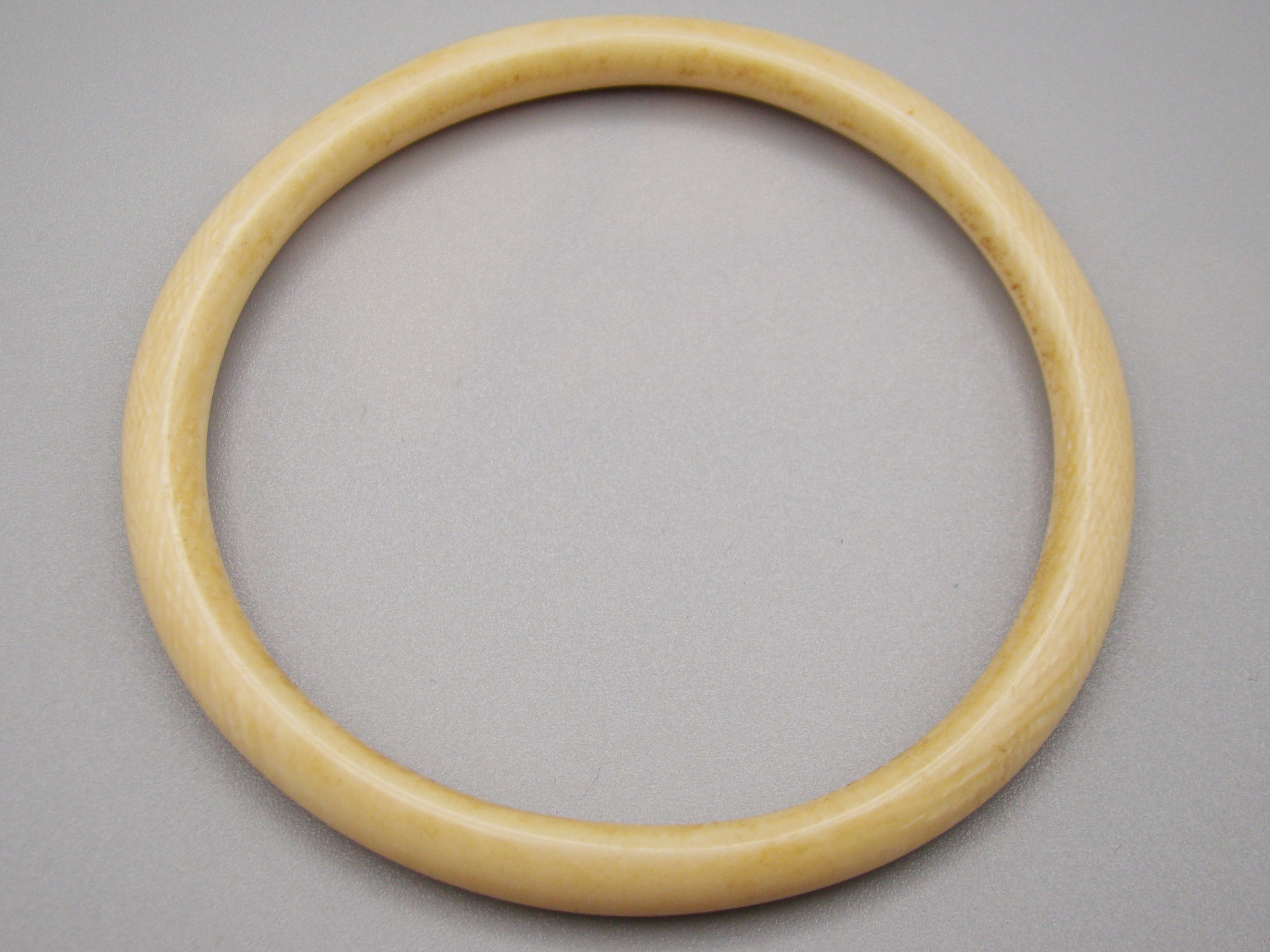 Antique Natural Elephant Ivory Bracelet - Kingdom of Antique Arts