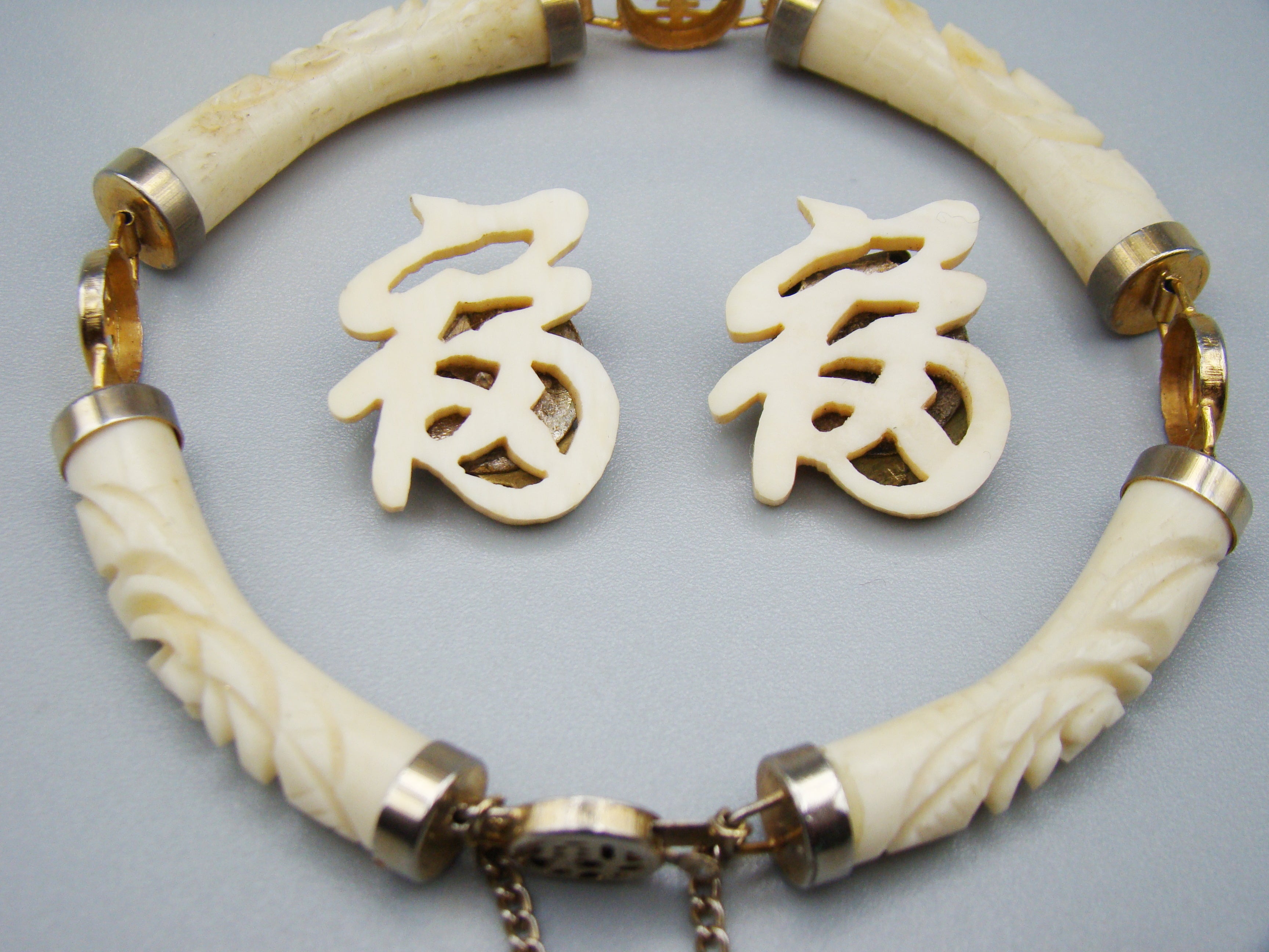 Antique Ivory, Natural Ivory, Ivory Bracelet, Mediterranean Ivory, handcarved Ivory, Asien Ivory, Elephant Ivory