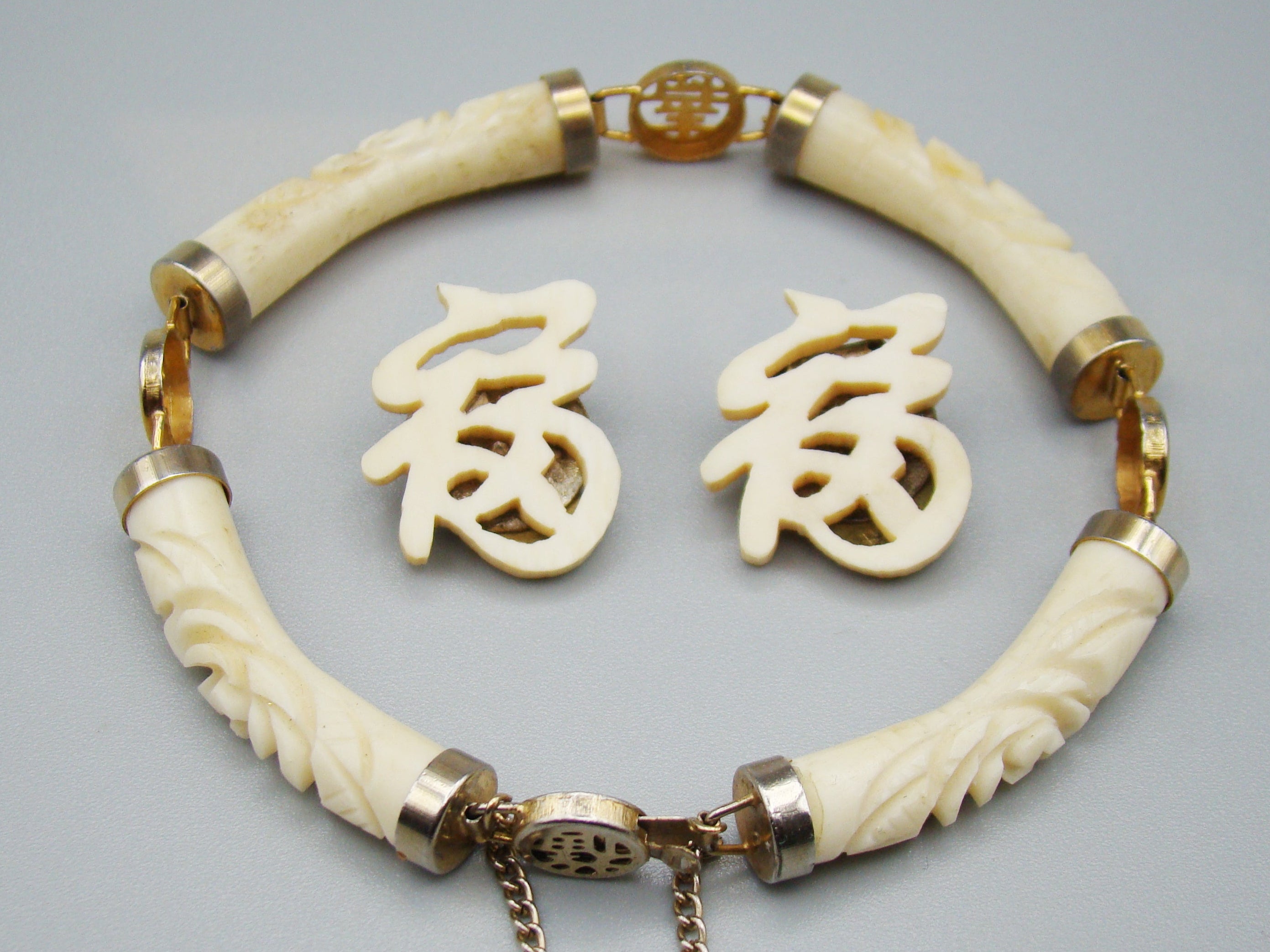 Antique Ivory, Natural Ivory, Ivory Bracelet, Mediterranean Ivory, handcarved Ivory, Asien Ivory, Elephant Ivory