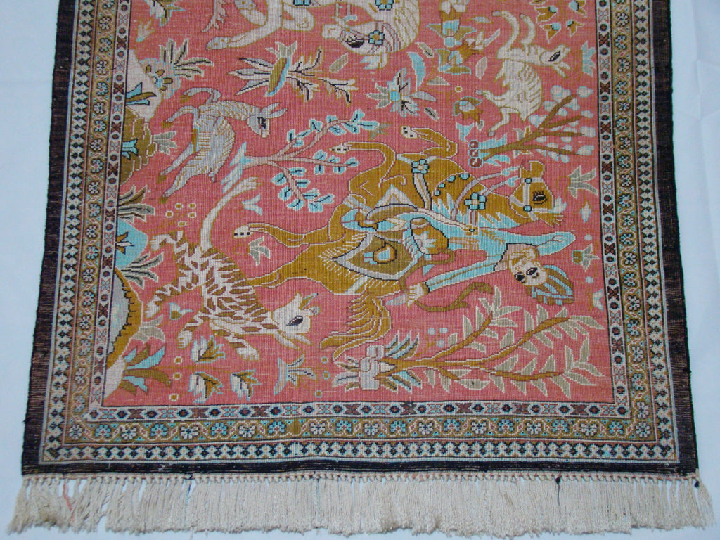 Border Detail – Antique Persian Qom Silk Wall Carpet, Warrior Battle Scene, No Damage | Kingdom of Antique Arts