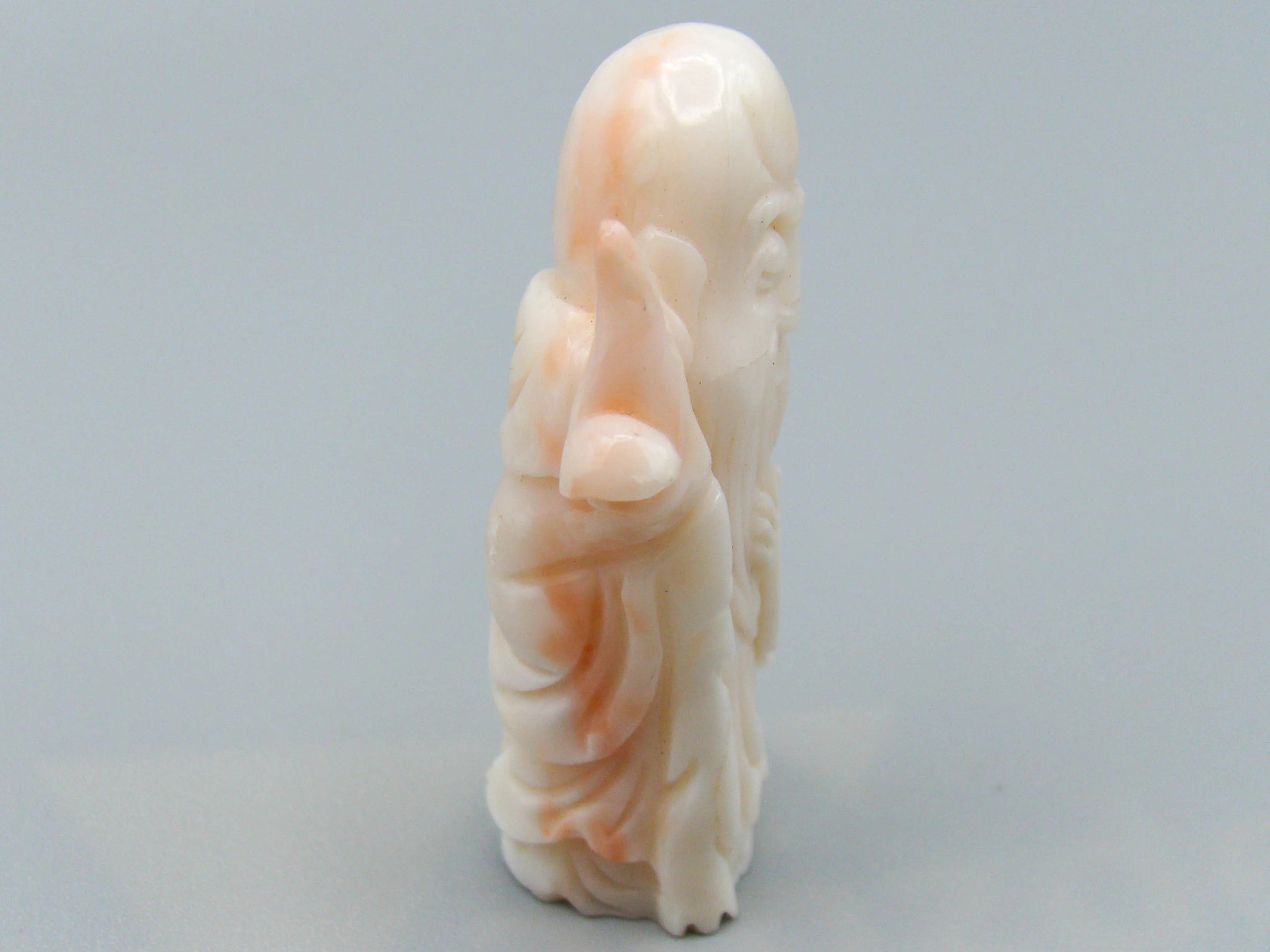 antique coral, natural coral, undyed coral, white Angel skin coral, Italian coral, pacific coral, Sardinian Coral, sea coral, Mediterranean coral, Mediterranean Figurine, Mediterranean white angel skin, Mediterranean sculpture, coral sculpture, coral figurine, Asien coral, Asien figurine, handcarved coral