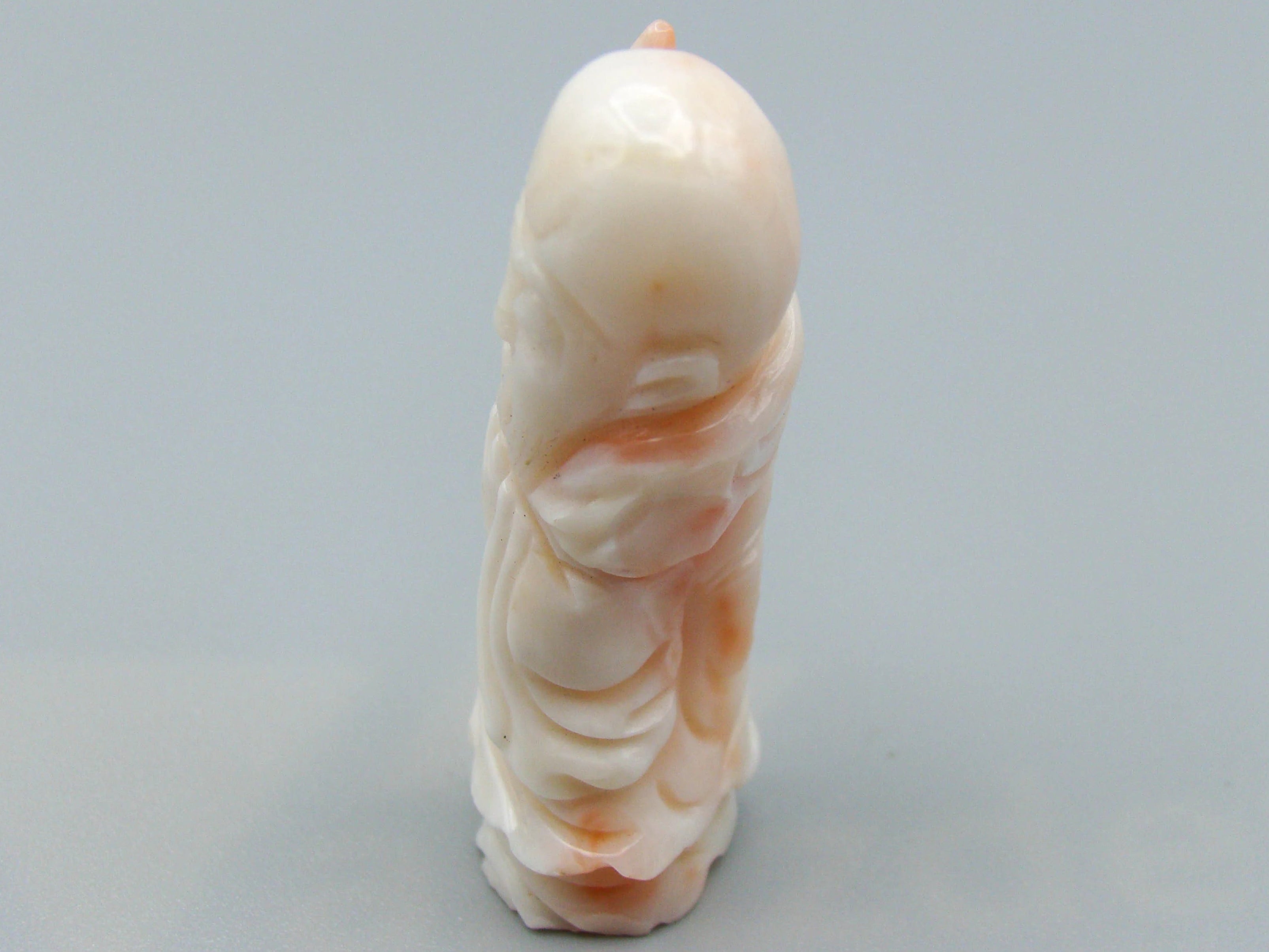 antique coral, natural coral, undyed coral, white Angel skin coral, Italian coral, pacific coral, Sardinian Coral, sea coral, Mediterranean coral, Mediterranean Figurine, Mediterranean white angel skin, Mediterranean sculpture, coral sculpture, coral figurine, Asien coral, Asien figurine, handcarved coral