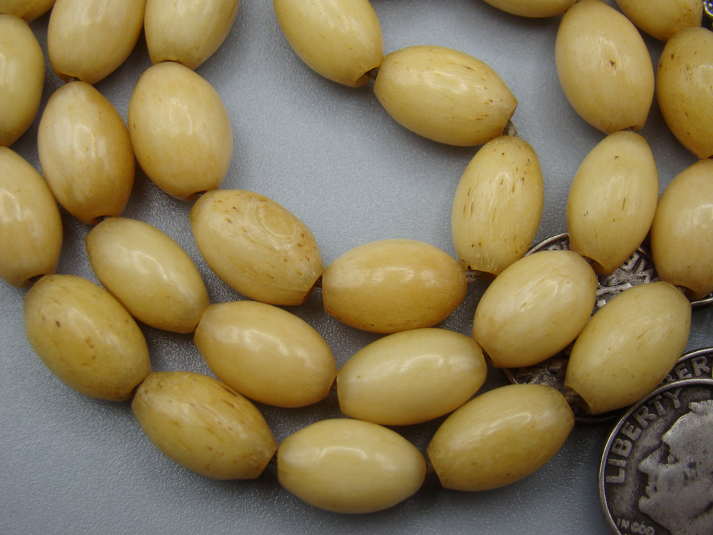 Antique Natural Bone Rosary - Kingdom of Antique Arts