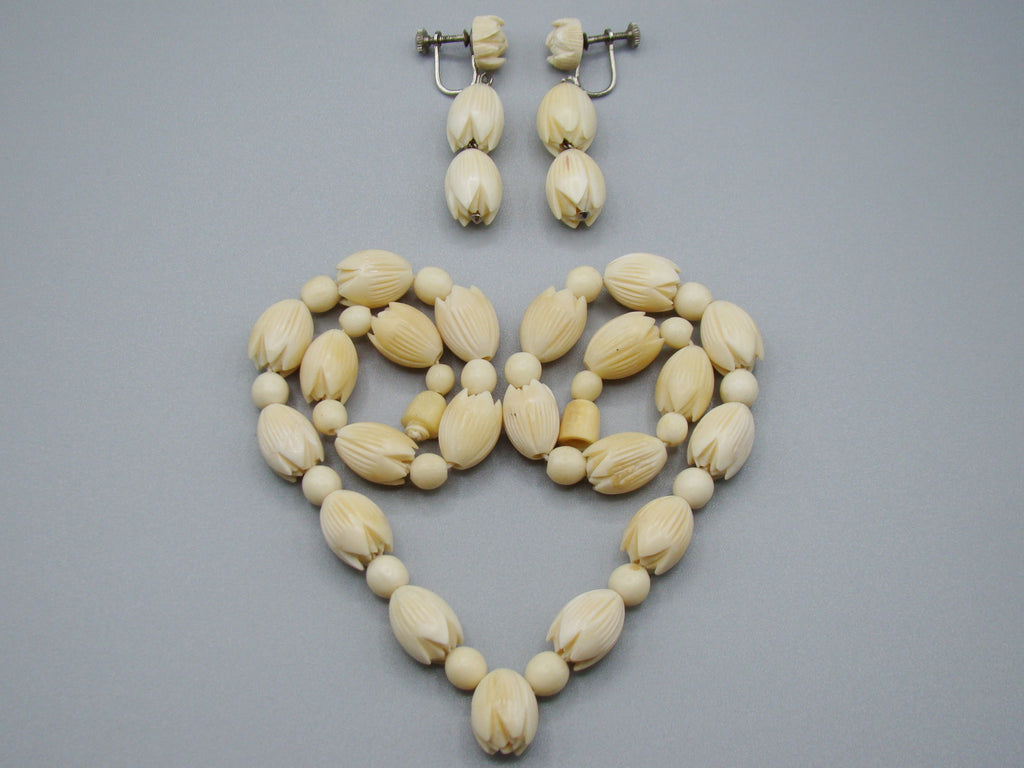 Antique Ivory, Natural Ivory, Ivory Necklace, Mediterranean Ivory, handcarved Ivory, Asien Ivory, Elephant Ivory, Ivory Chain, Ivory Earrings, Angel skin