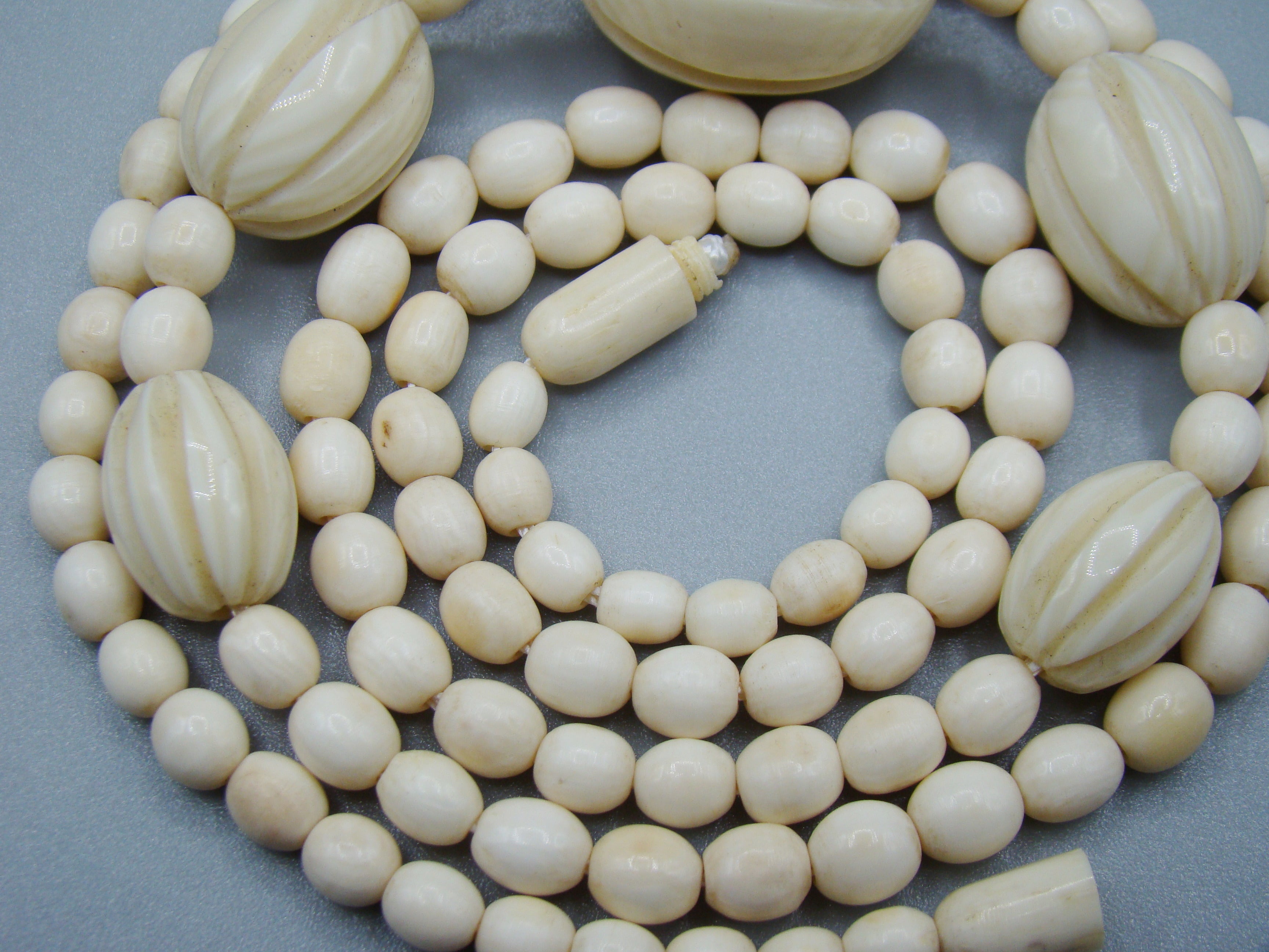 Antique Ivory, Natural Ivory, Ivory Necklace, Mediterranean Ivory, handcarved Ivory, Asien Ivory, Elephant Ivory, Ivory Chain