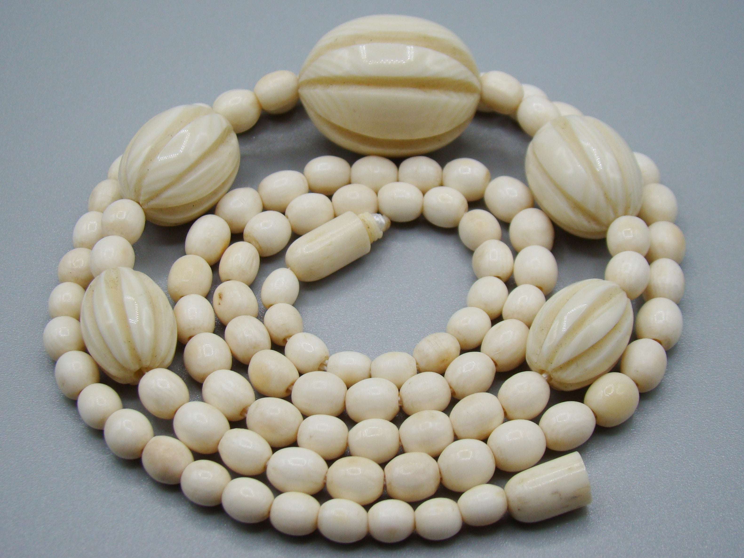 Antique Ivory, Natural Ivory, Ivory Necklace, Mediterranean Ivory, handcarved Ivory, Asien Ivory, Elephant Ivory, Ivory Chain