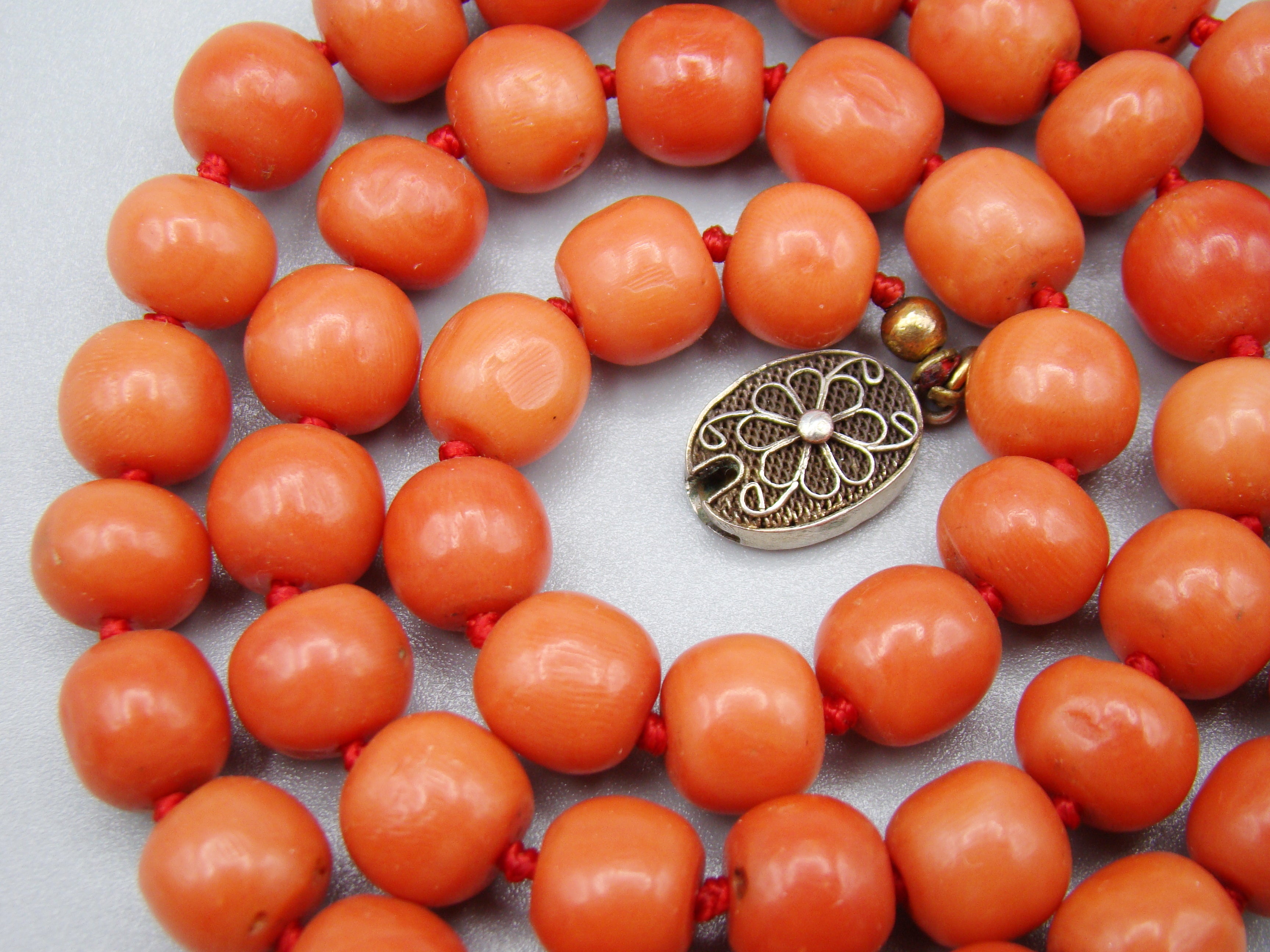 antique coral, natural coral, undyed coral, dark red coral, blood red coral, Italian coral, pacific coral, Sardinian Coral, Coral beads, Coral Rosary beads, Coral chain, Coral necklace, sea coral, Mediterranean coral, 2 strand chain, Mediterranean red beads