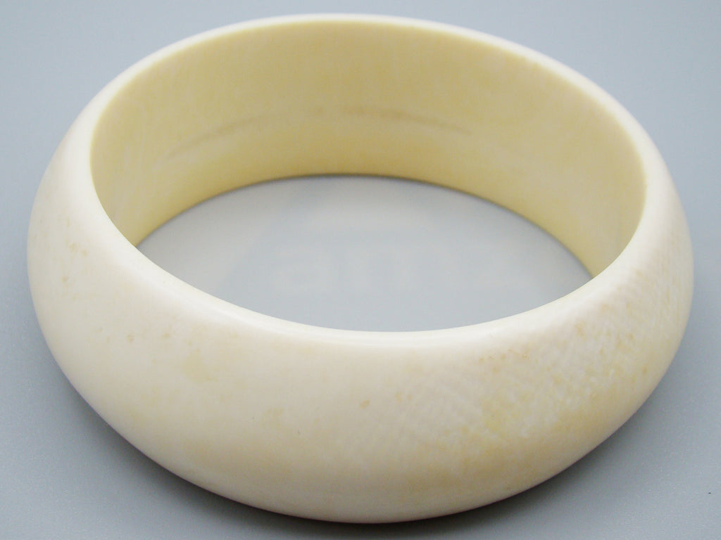 Antique Ivory, Natural Ivory, Ivory Bracelet, Mediterranean Ivory, handcarved Ivory, Asien Ivory, Elephant Ivory