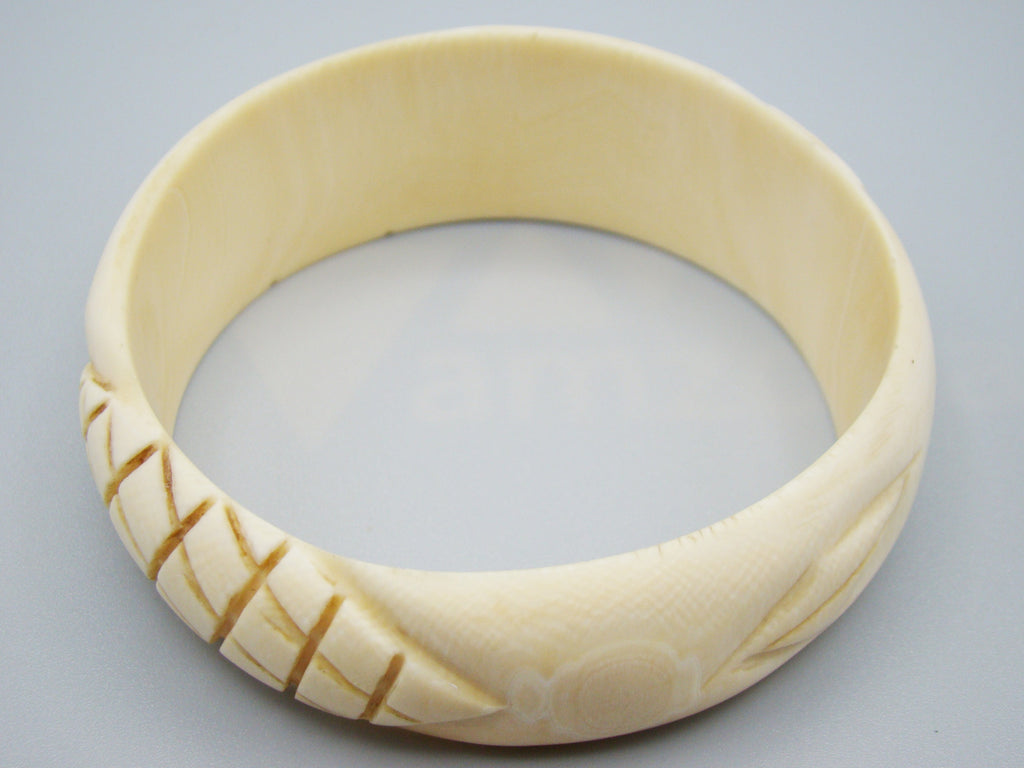 Antique Ivory, Natural Ivory, Ivory Bracelet, Mediterranean Ivory, handcarved Ivory, Asien Ivory, Elephant Ivory