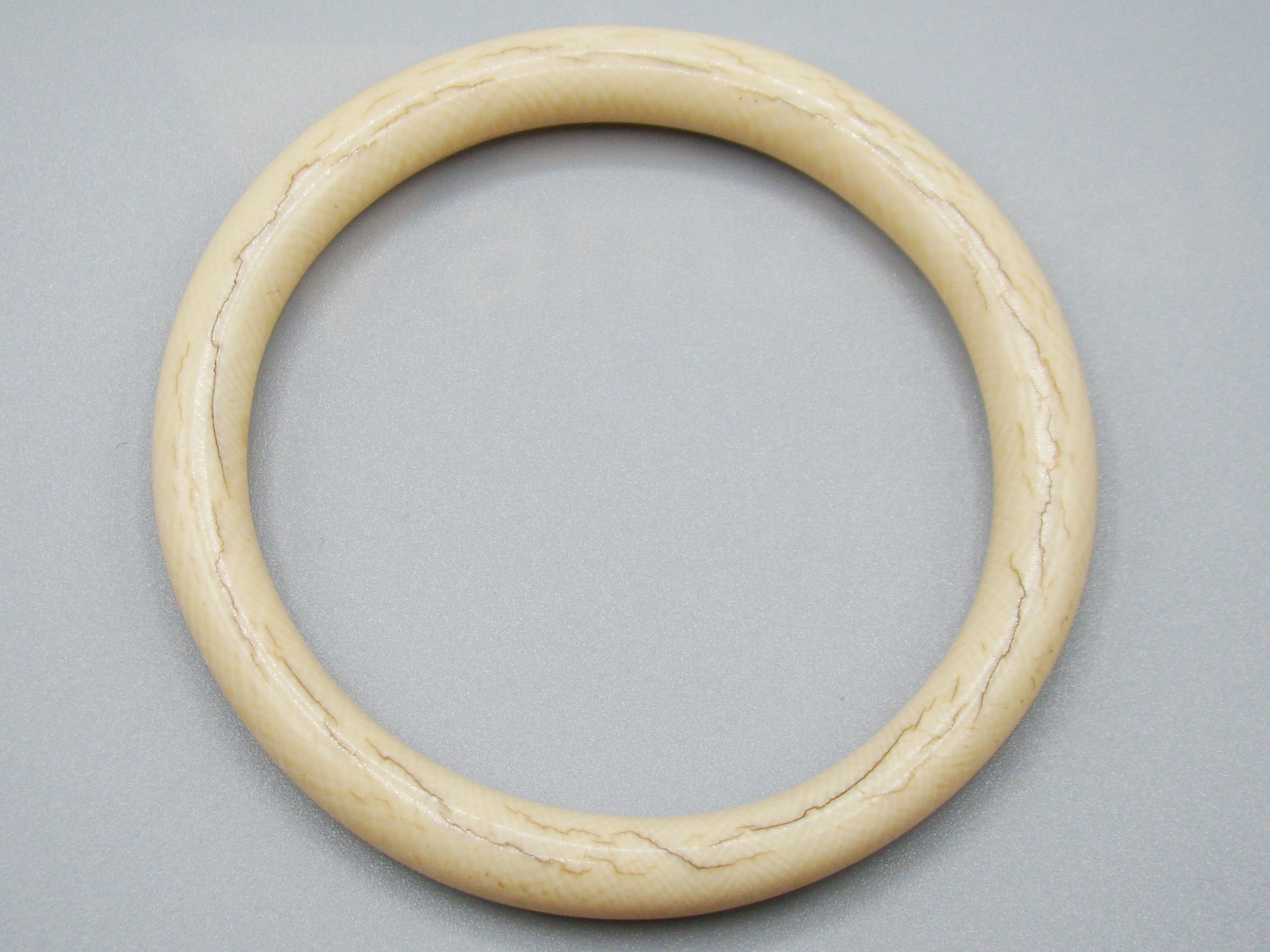 Antique Ivory, Natural Ivory, Ivory Bracelet, Mediterranean Ivory, handcarved Ivory, Asien Ivory, Elephant Ivory