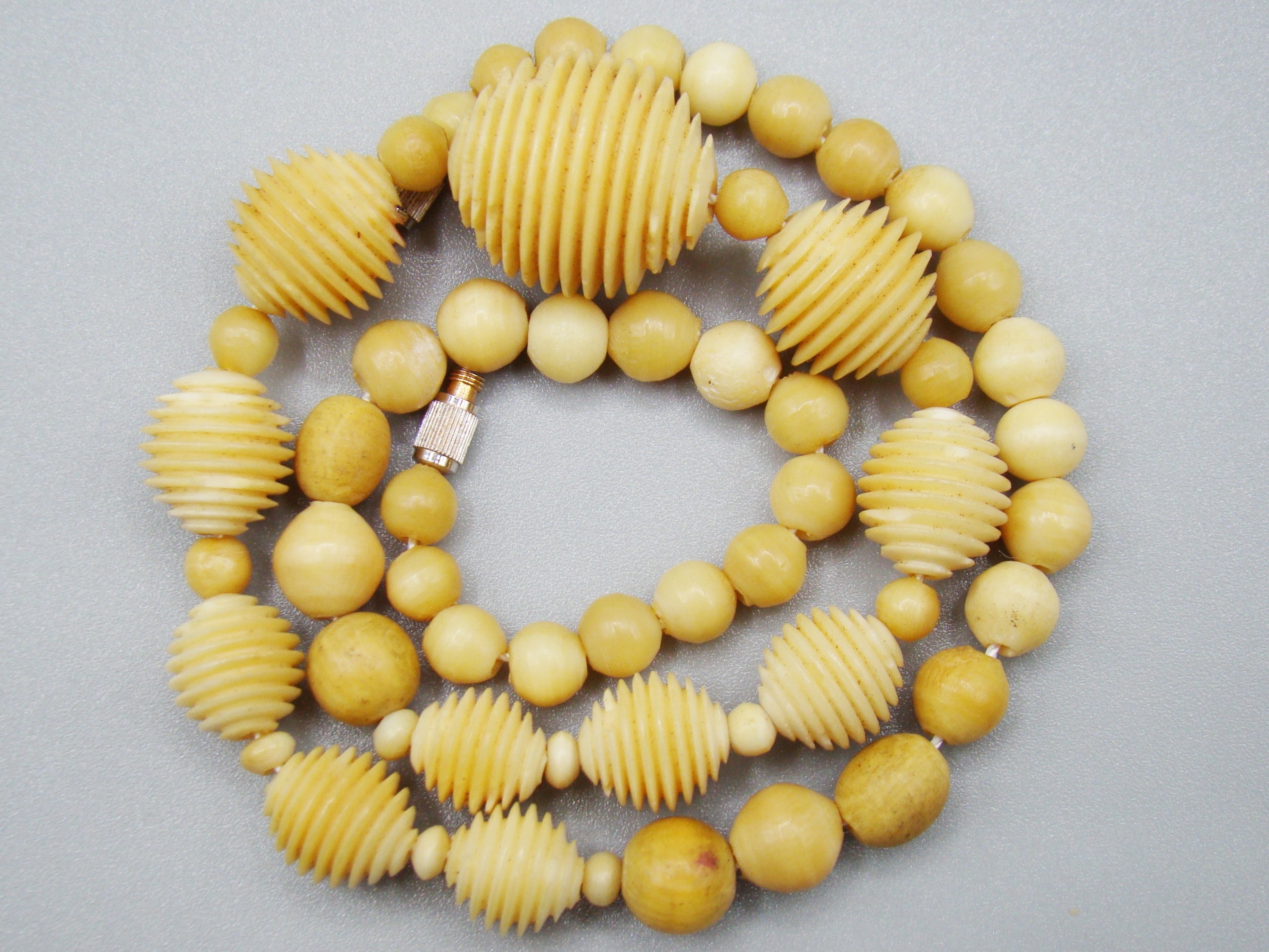 Antique Ivory, Natural Ivory, Ivory Necklace, Mediterranean Ivory, handcarved Ivory, Asien Ivory, Elephant Ivory, Ivory Chain