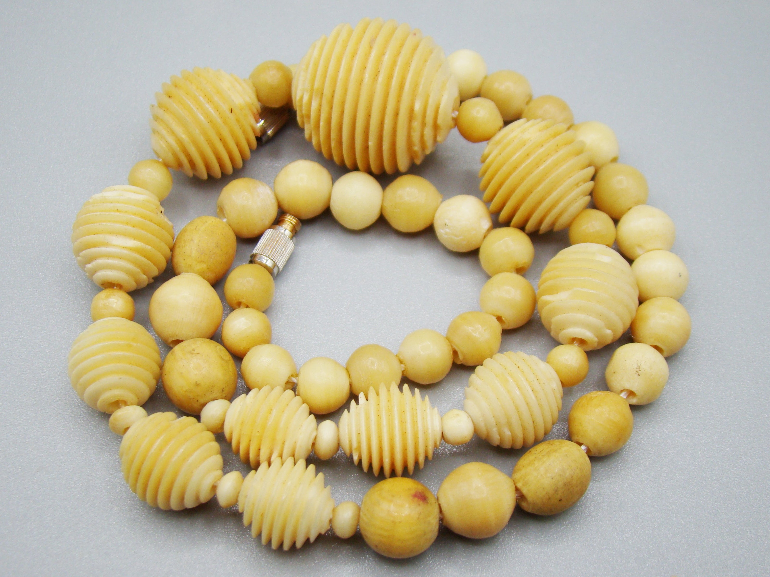 Antique Ivory, Natural Ivory, Ivory Necklace, Mediterranean Ivory, handcarved Ivory, Asien Ivory, Elephant Ivory, Ivory Chain