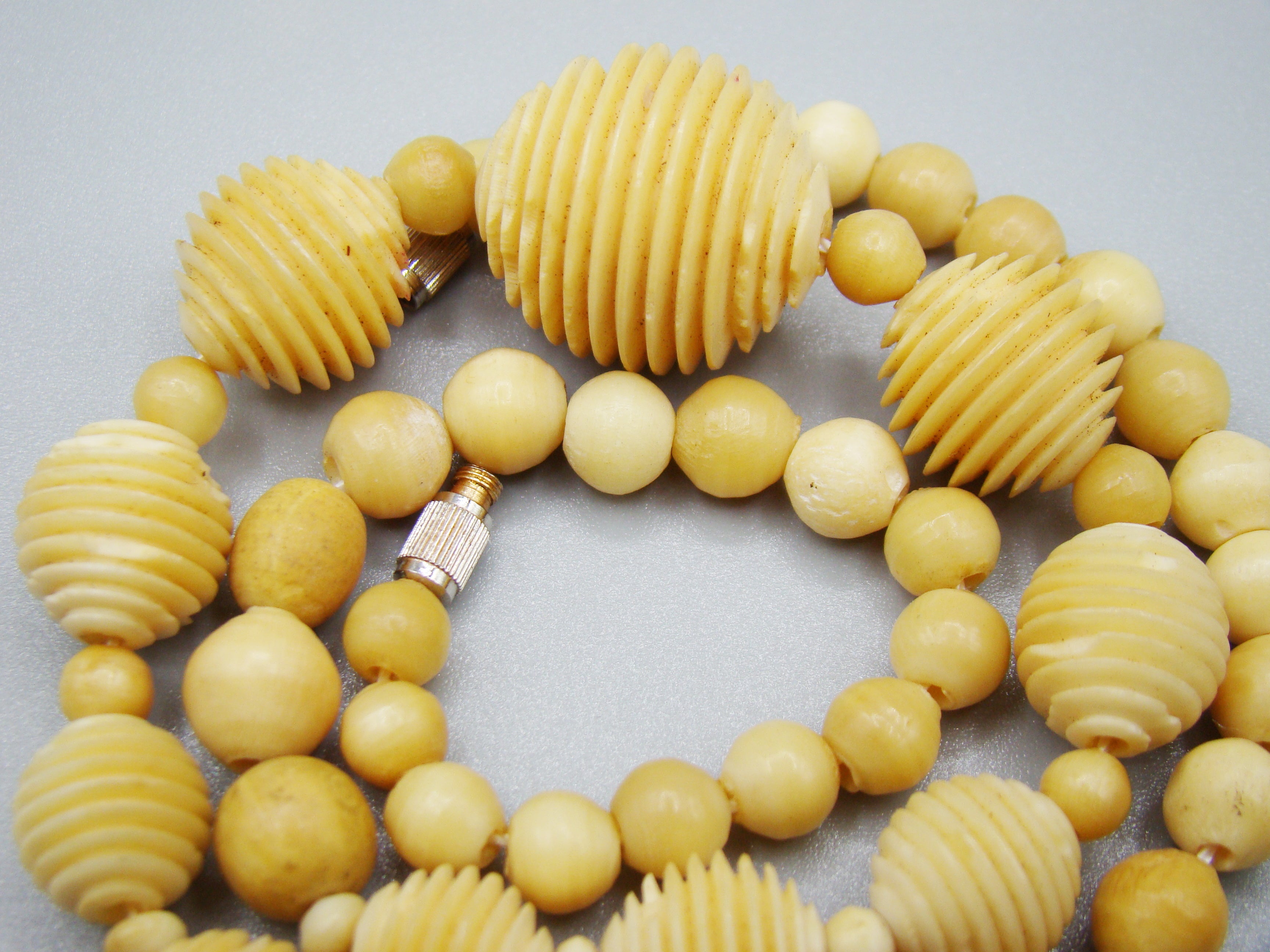 Antique Ivory, Natural Ivory, Ivory Necklace, Mediterranean Ivory, handcarved Ivory, Asien Ivory, Elephant Ivory, Ivory Chain