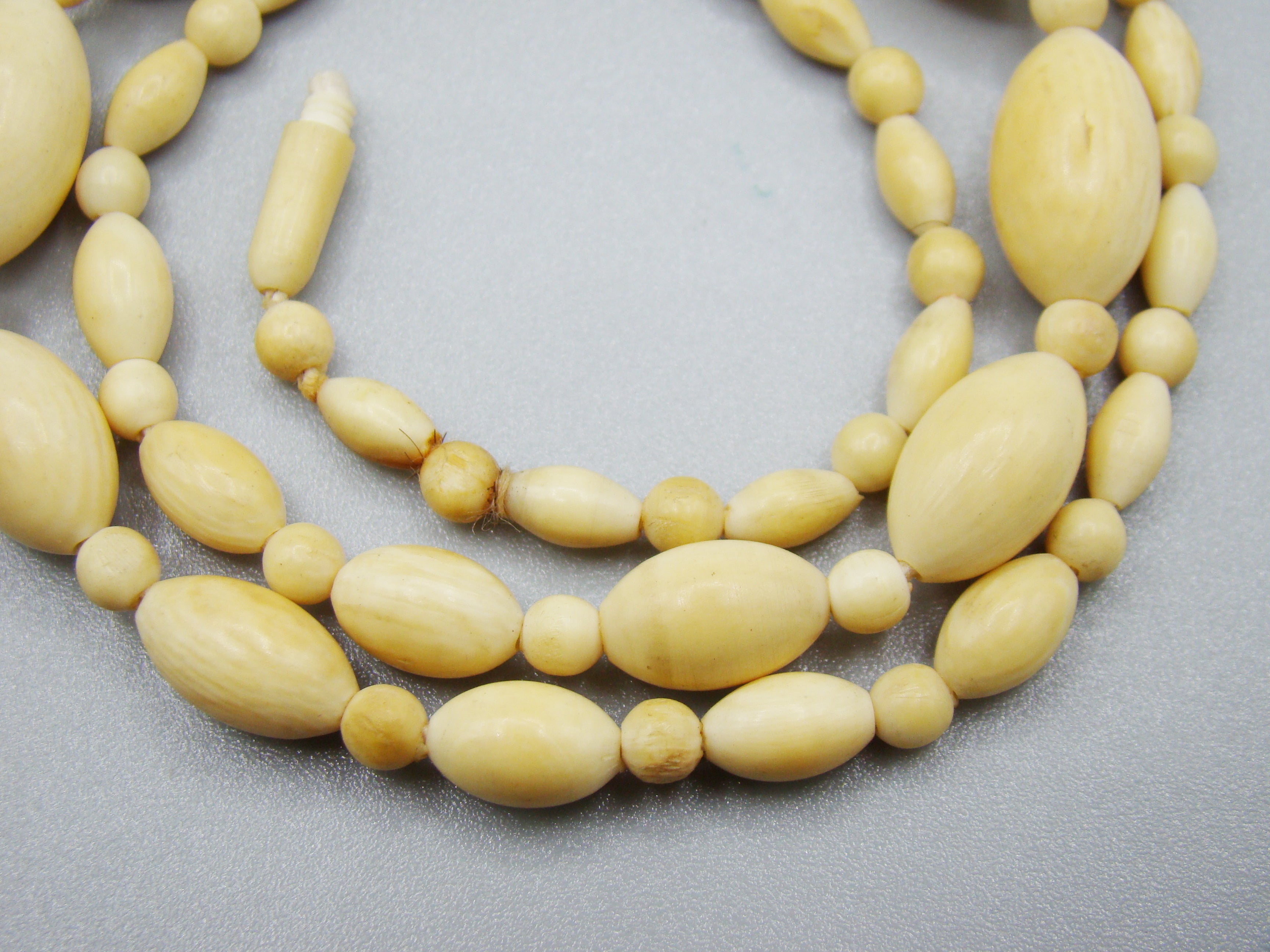 Antique Ivory, Natural Ivory, Ivory Necklace, Mediterranean Ivory, handcarved Ivory, Asien Ivory, Elephant Ivory, Ivory Chain