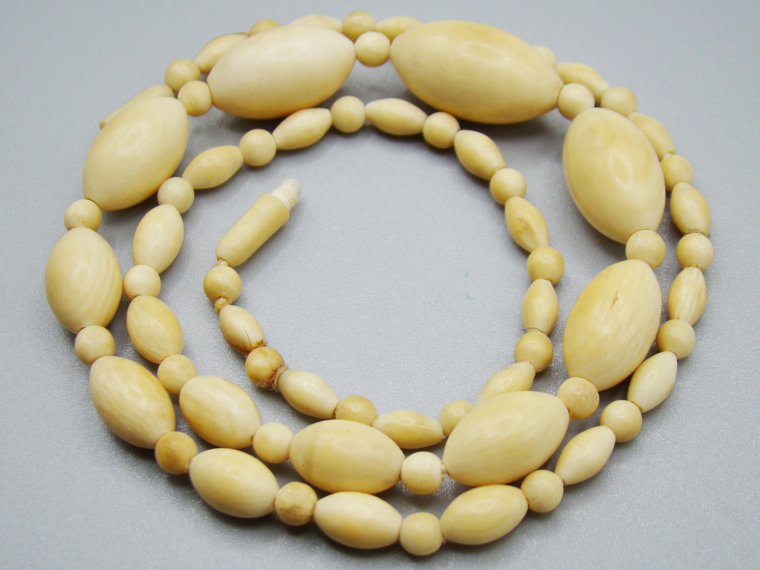 Antique Ivory, Natural Ivory, Ivory Necklace, Mediterranean Ivory, handcarved Ivory, Asien Ivory, Elephant Ivory, Ivory Chain