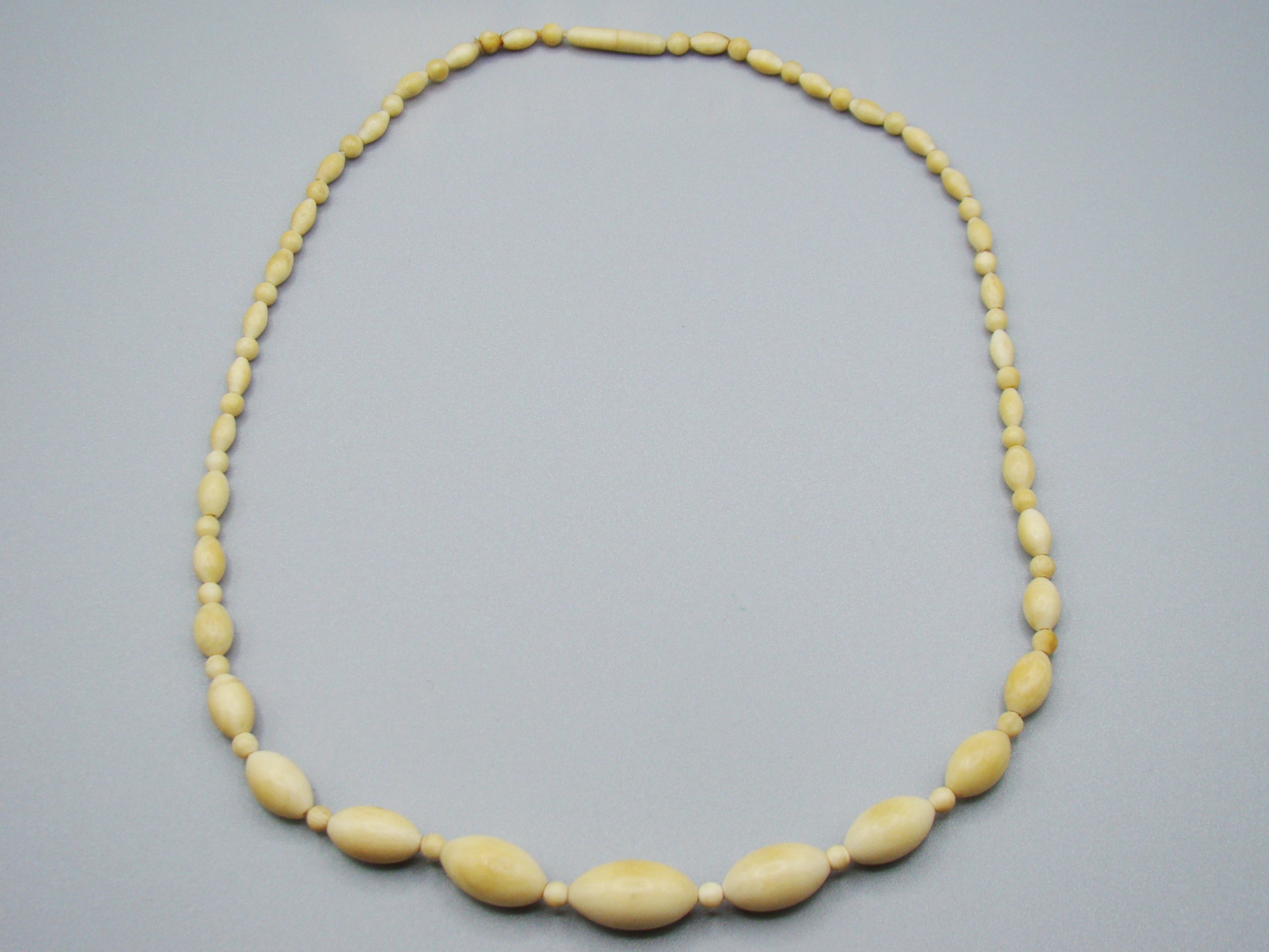 Antique Ivory, Natural Ivory, Ivory Necklace, Mediterranean Ivory, handcarved Ivory, Asien Ivory, Elephant Ivory, Ivory Chain