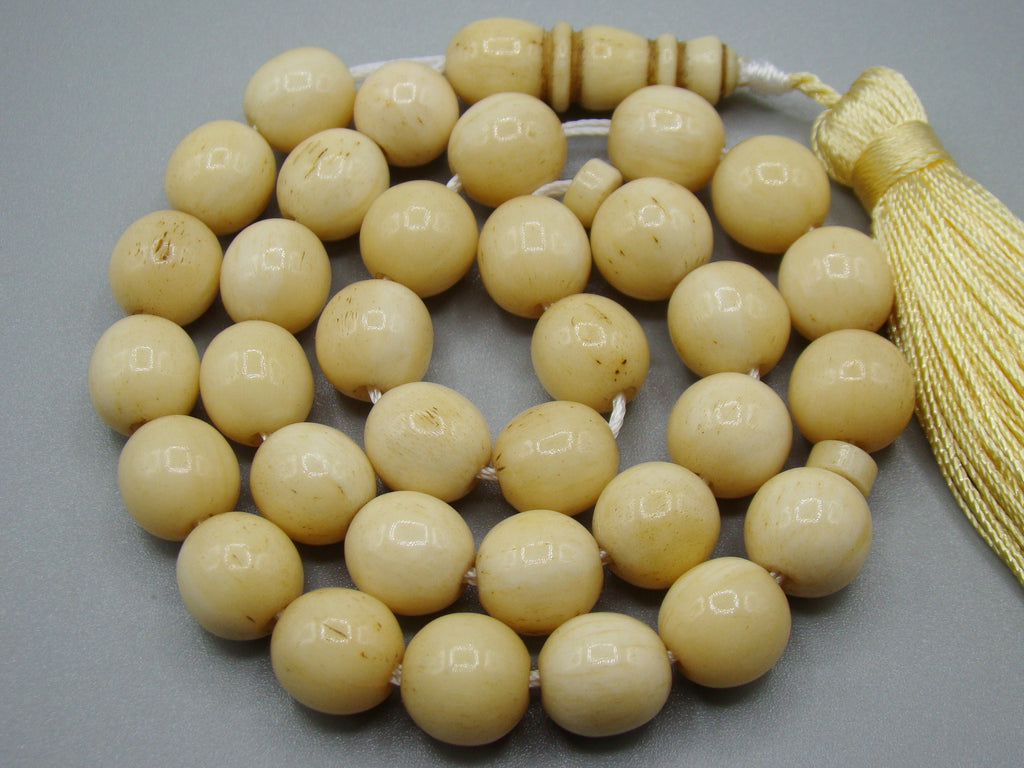 Antique Bone, Natural Bone, Animal bone, Bone necklace, Mediterranean bone, handcarved bone, Asien bone