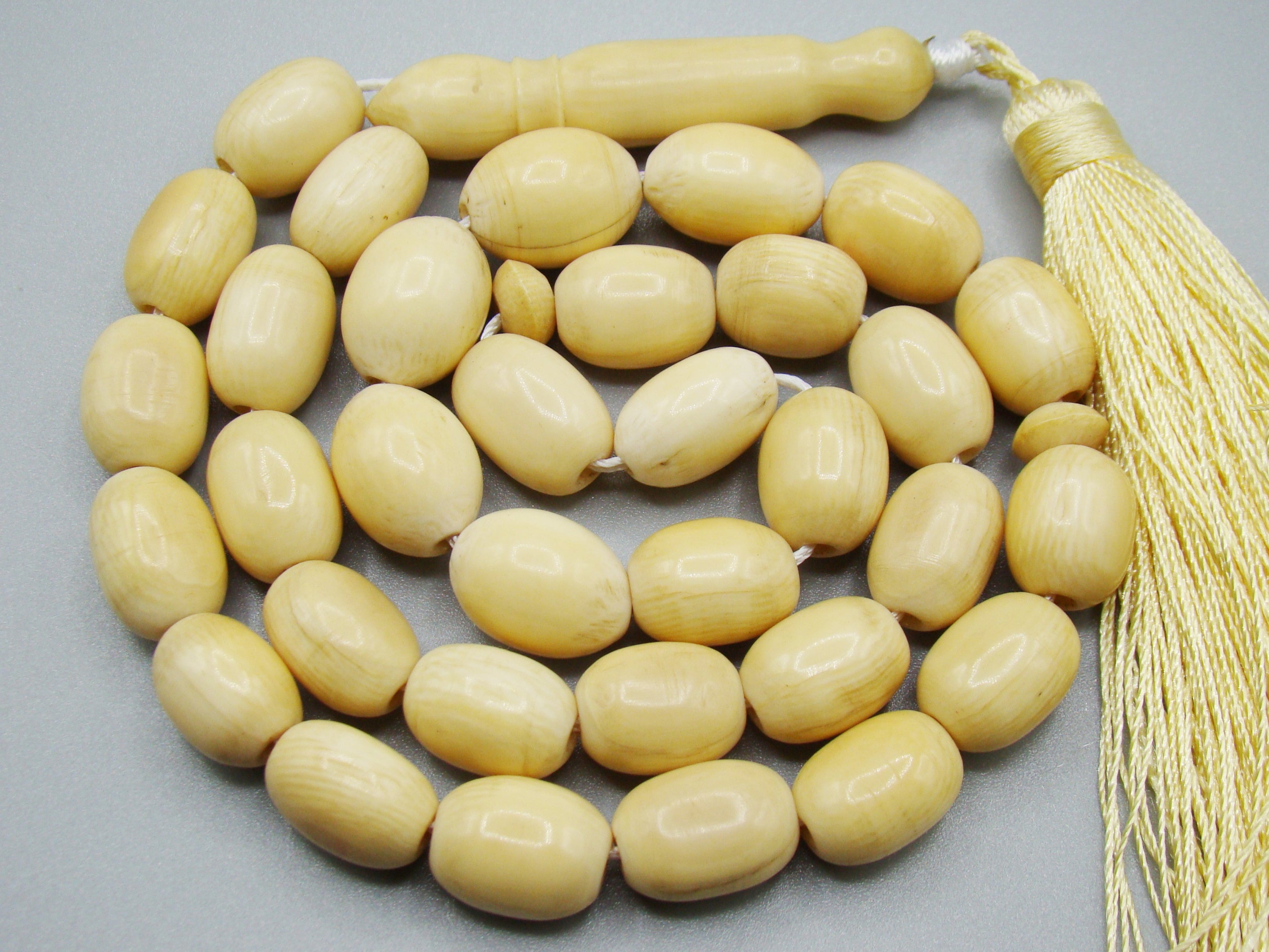 Antique Ivory, Natural Ivory, Mediterranean Ivory, handcarved Ivory, Asien Ivory, Elephant Ivory, Ivory Chain, Ivory necklace, Ivory Rosary, Rosary beads, مسبحة, Masbaha, Muslim prayer beads, Sterling Silver