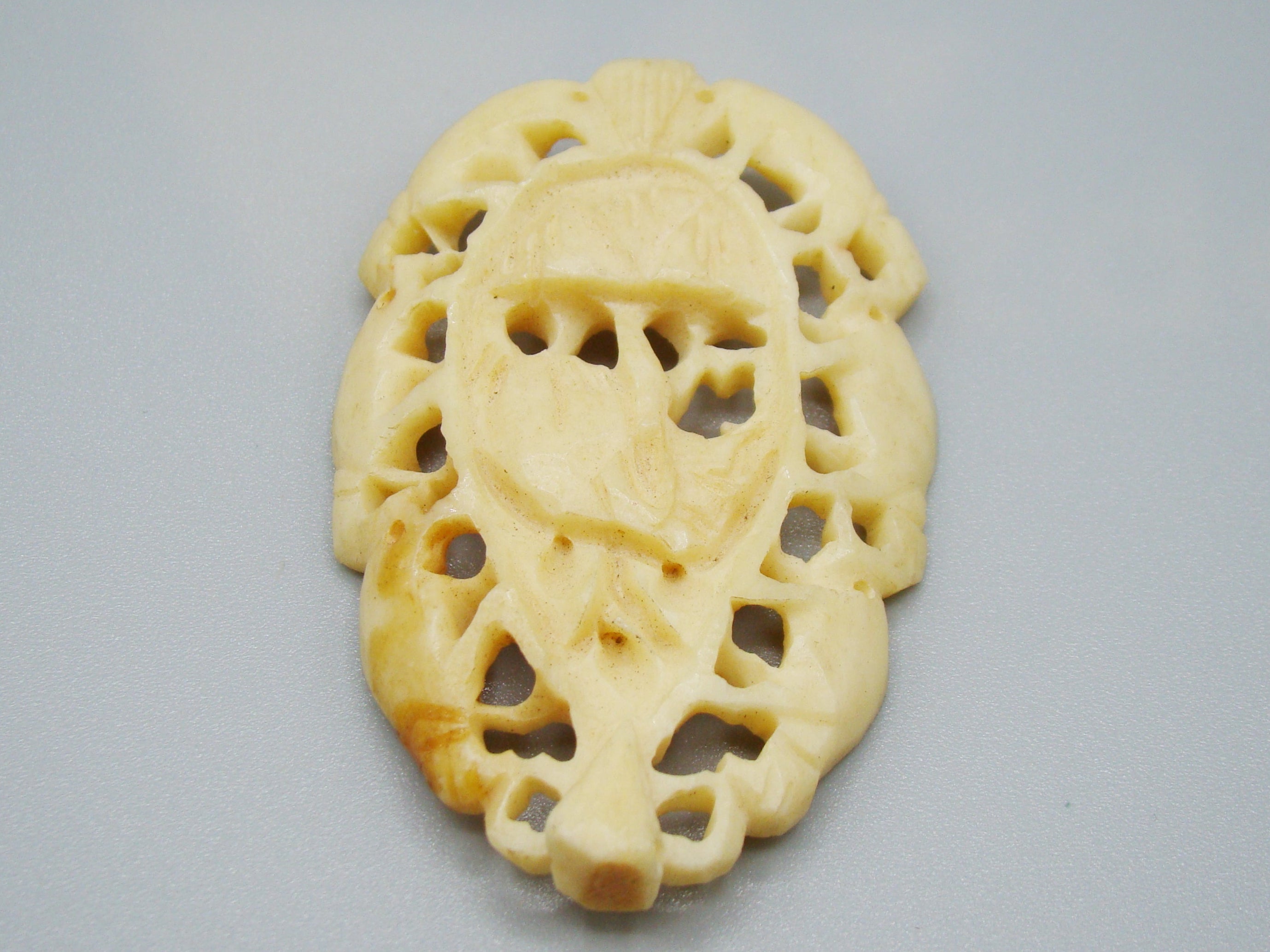 Antique Natural Bone Pendant - Kingdom of Antique Arts