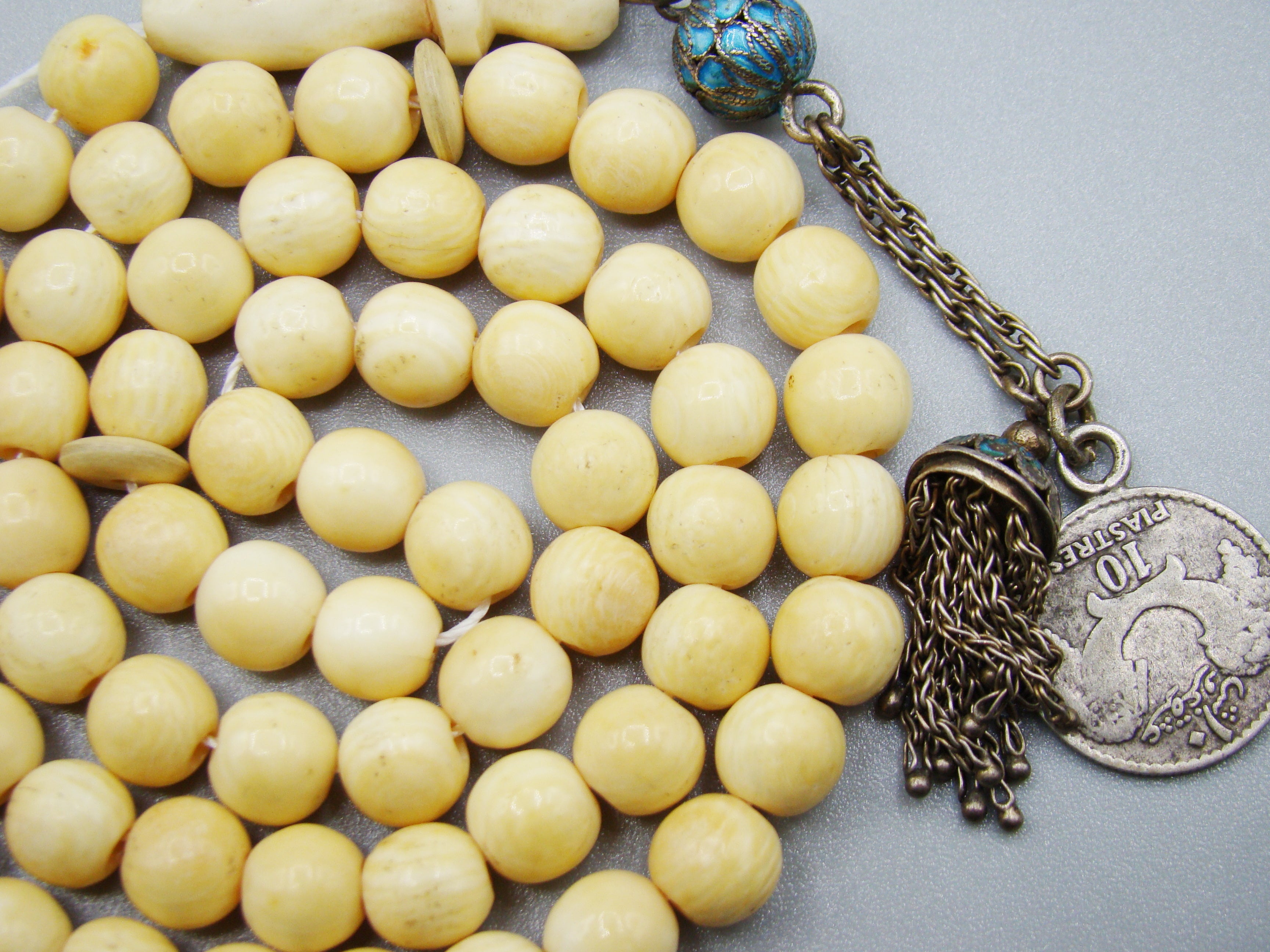 Antique Ivory, Natural Ivory, Mediterranean Ivory, handcarved Ivory, Asien Ivory, Elephant Ivory, Ivory Chain, Ivory necklace, Ivory Rosary, Rosary beads, مسبحة, Masbaha, Muslim prayer beads, Sterling Silver