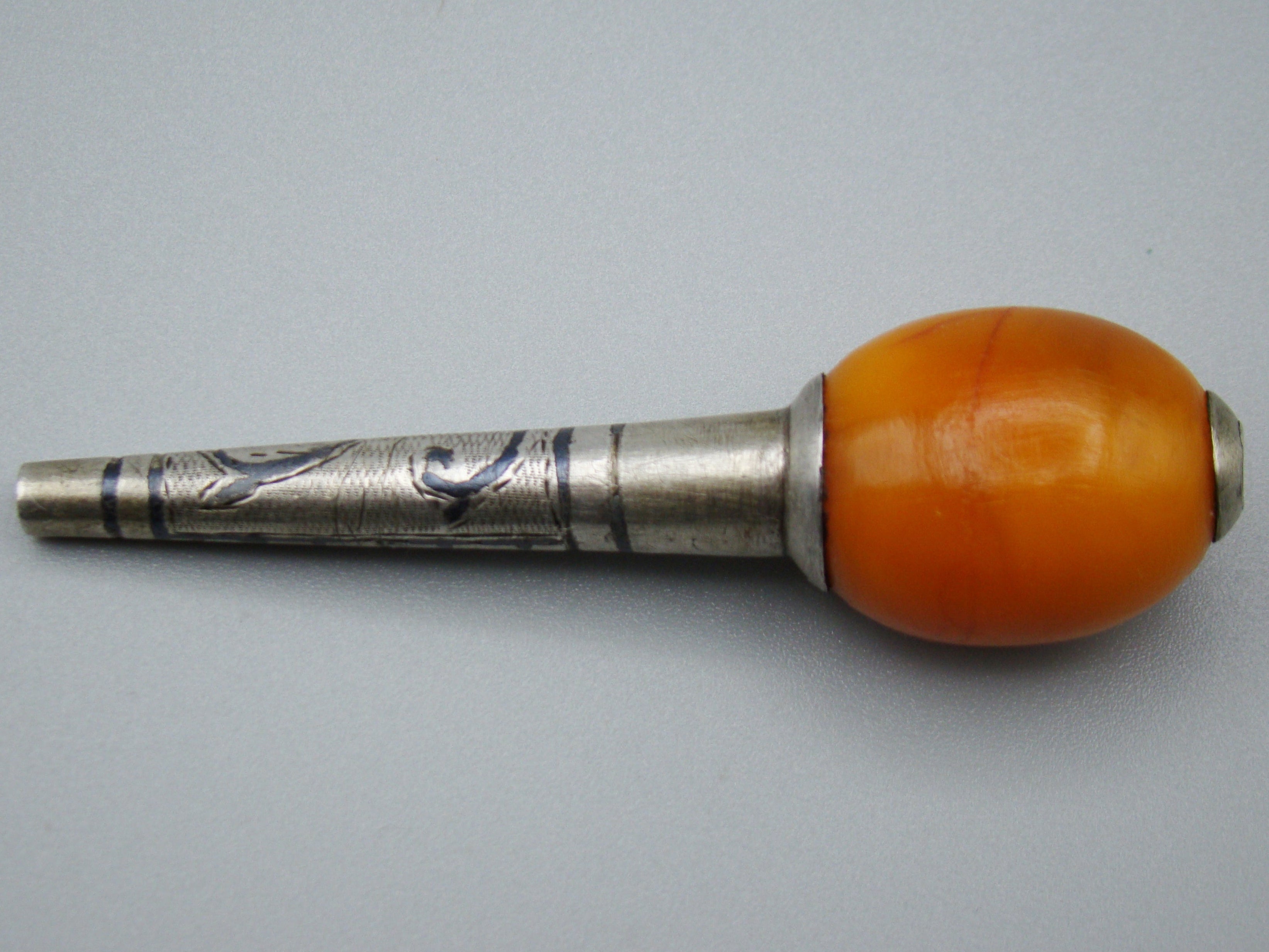 baltic amber, amber, antique, amber beads, egg Yolk, amber chain, Rosary beads, مسبحة, Masbaha, Muslim prayer beads حبيت الدورة ,العنبر الهندى