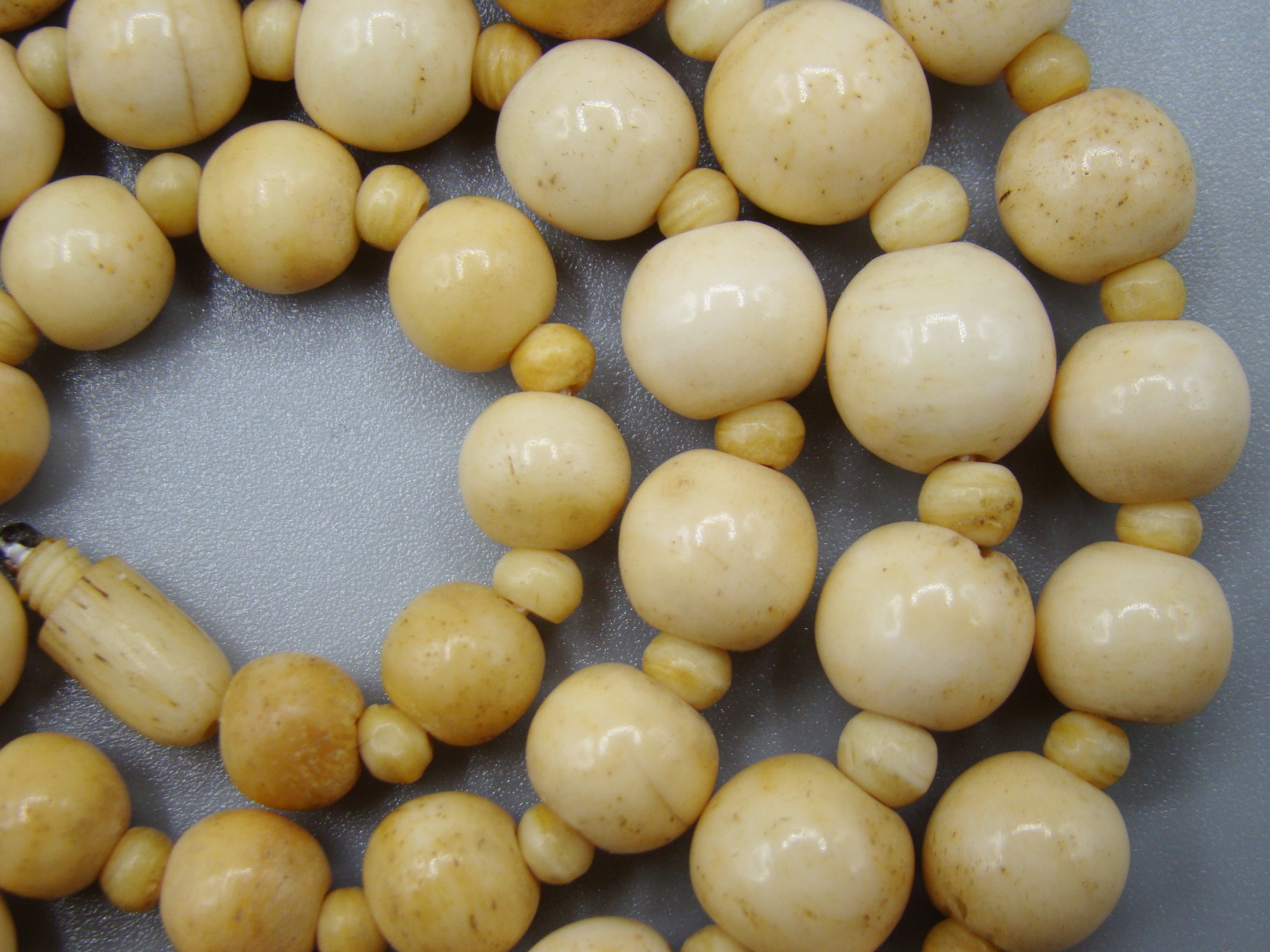 Antique Bone, Natural Bone, Animal bone, Bone necklace, Mediterranean bone, handcarved bone, Asien bone