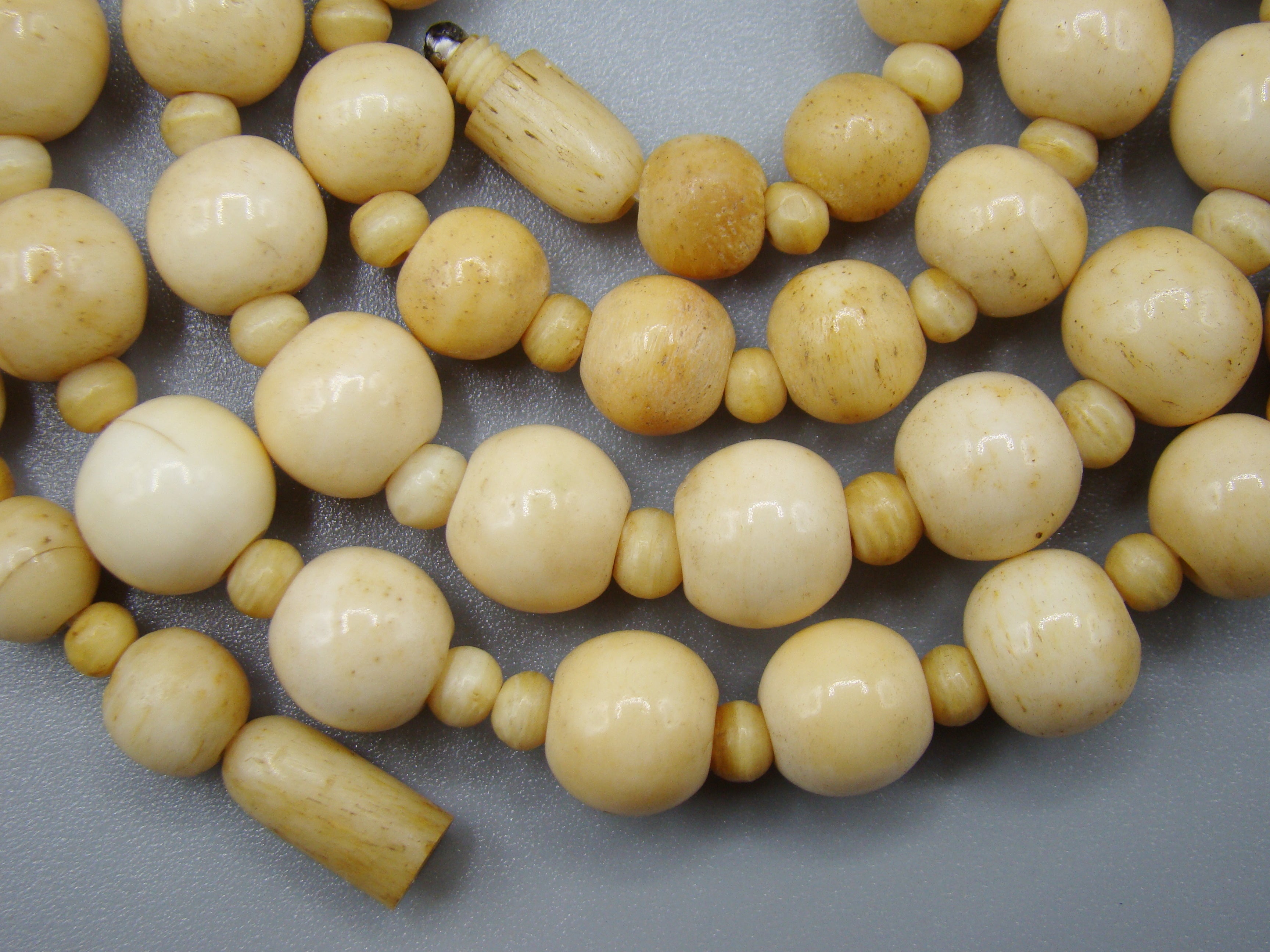 Antique Bone, Natural Bone, Animal bone, Bone necklace, Mediterranean bone, handcarved bone, Asien bone