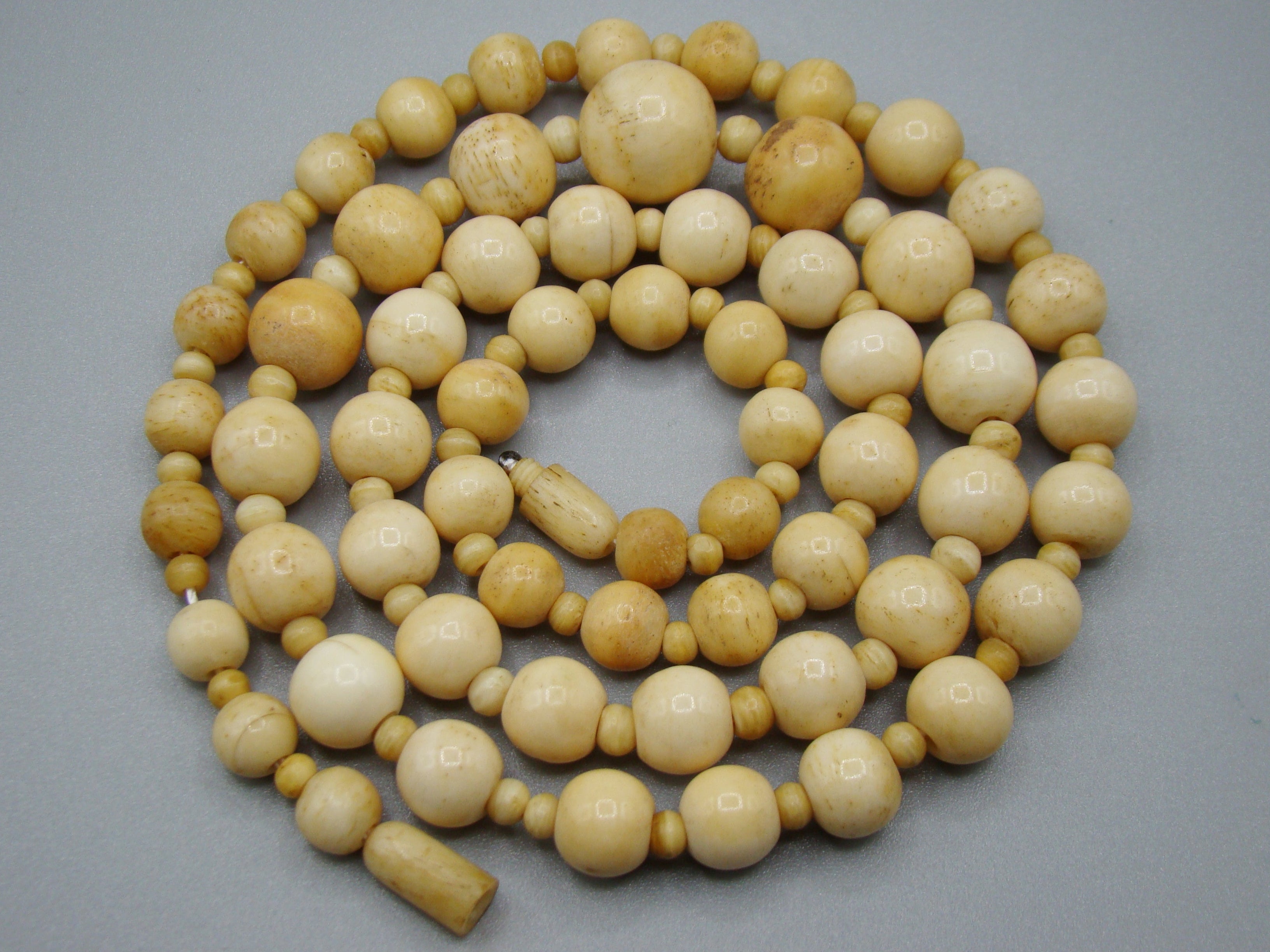 Antique Bone, Natural Bone, Animal bone, Bone necklace, Mediterranean bone, handcarved bone, Asien bone