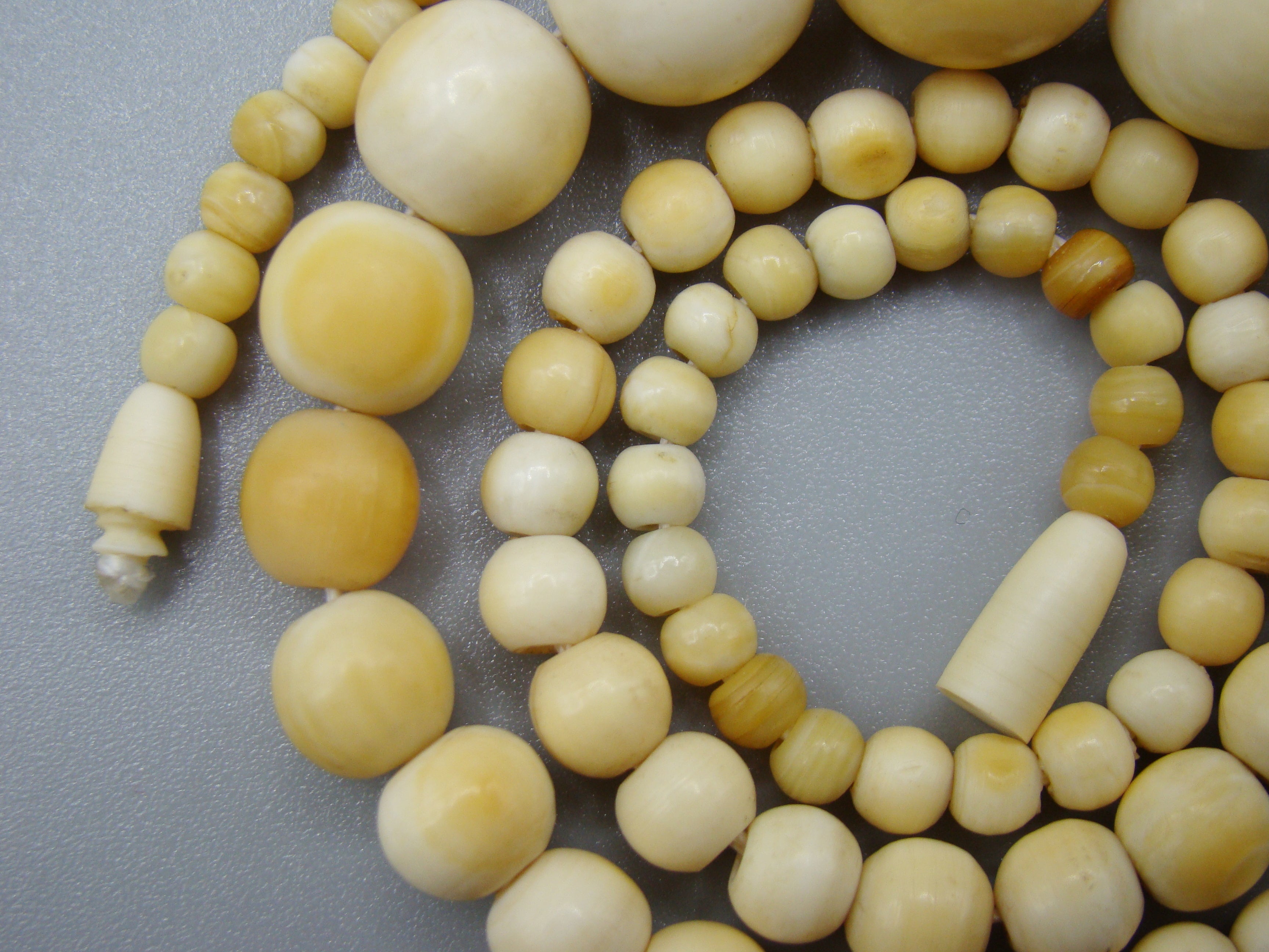 Antique Ivory, Natural Ivory, Ivory Necklace, Mediterranean Ivory, handcarved Ivory, Asien Ivory, Elephant Ivory, Ivory Chain