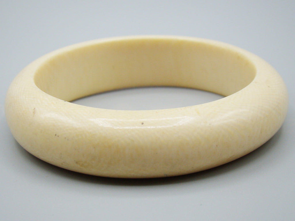 Antique Ivory, Natural Ivory, Ivory Bracelet, Mediterranean Ivory, handcarved Ivory, Asien Ivory, Elephant Ivory