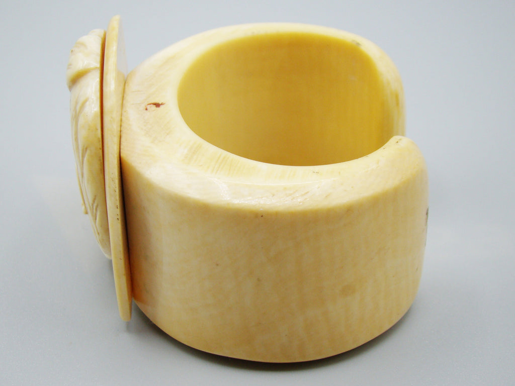 Antique Ivory, Natural Ivory, Ivory Bracelet, Mediterranean Ivory, handcarved Ivory, Asien Ivory, Elephant Ivory