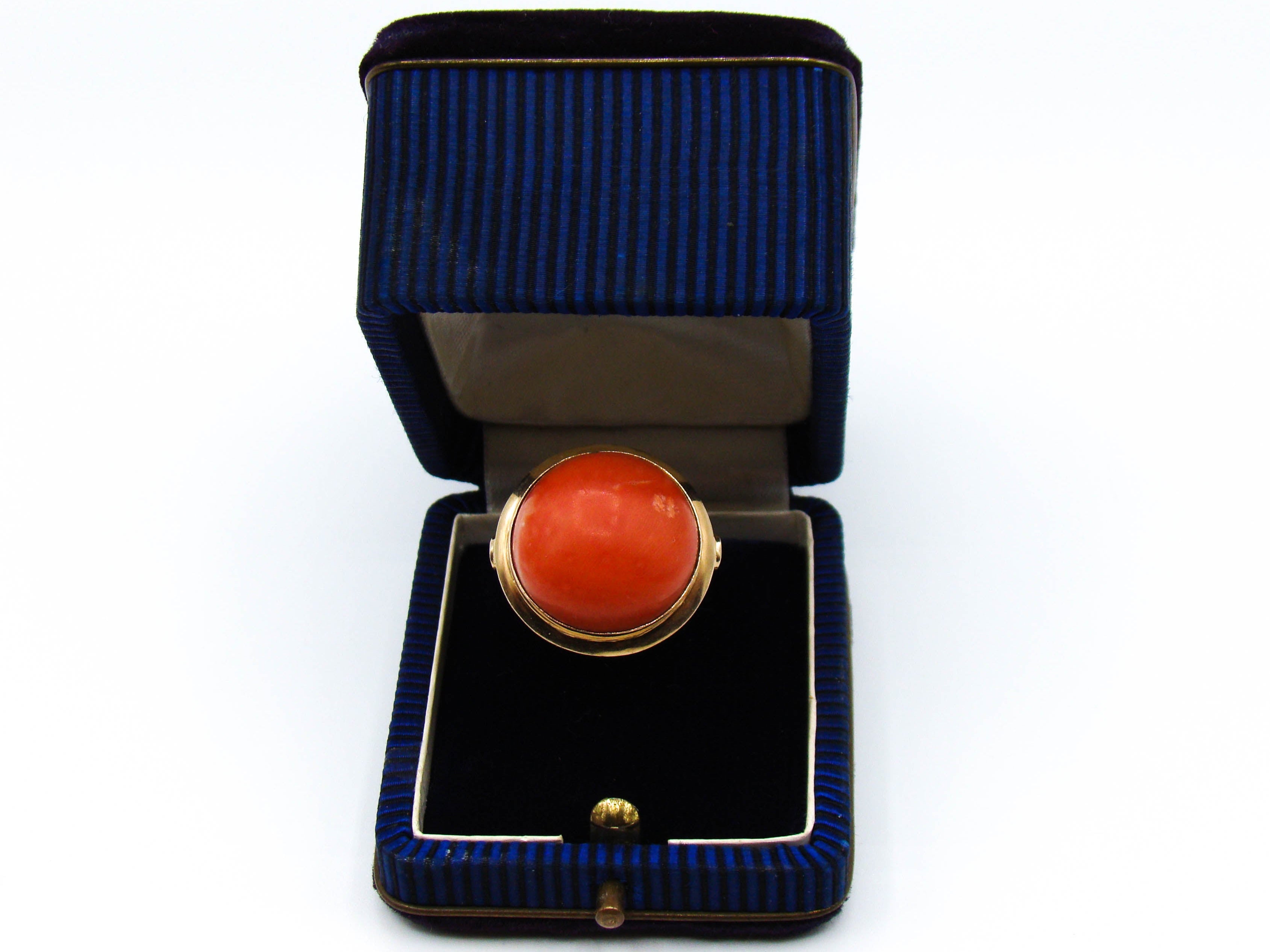 antique coral, natural coral, undyed coral, dark red coral, blood red coral, Italian coral, pacific coral, Sardinian Coral, red coral, sea coral, Mediterranean ring, Mediterranean coral, coral ring, handcarved, aka red, 14 karat gold