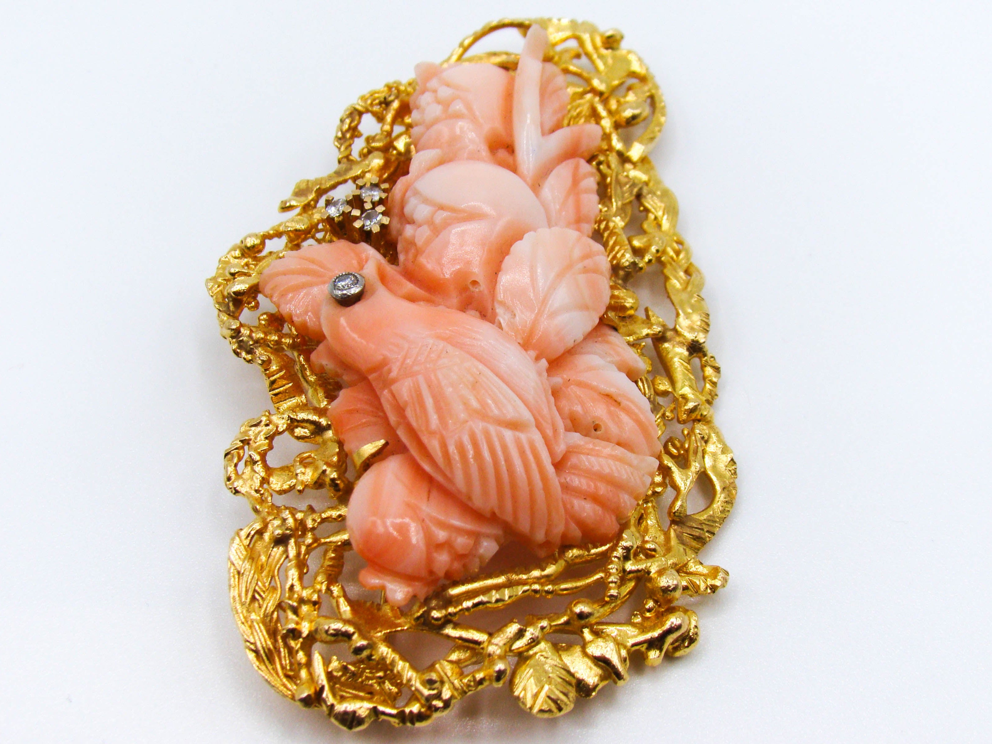 antique coral, natural coral, undyed coral, salmon coral, Italian coral, pacific coral, Sardinian Coral, sea coral, Mediterranean coral, Mediterranean brooch, Mediterranean salmon, handcarved coral, coral brooch, 21 karat gold, Diamond, salmon brooch