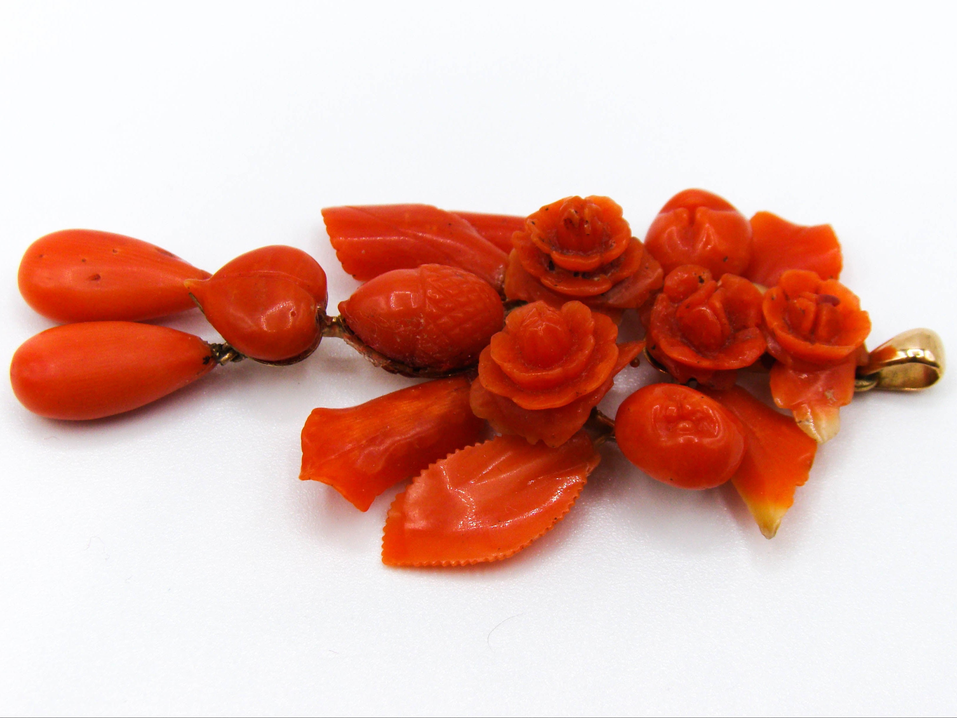 antique coral, natural coral, undyed coral, coral Pendant, dark red coral, blood red coral, Italian coral, pacific coral, Sardinian Coral, red coral, sea coral, Mediterranean pendant, Mediterranean coral, handcarved, aka red, handcarved, 14 karat gold, coral pendant