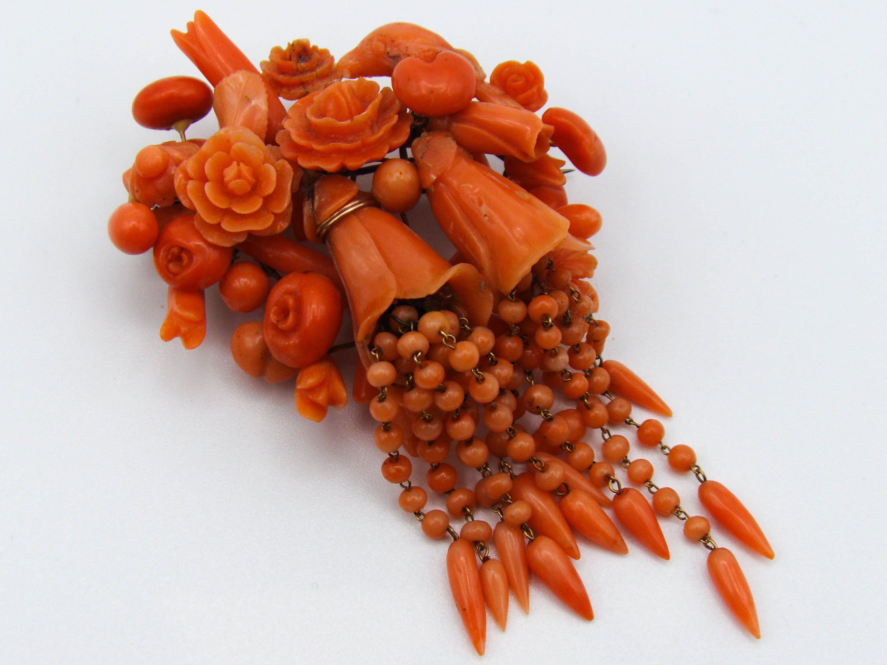antique coral, natural coral, undyed coral, salmon coral, Italian coral, pacific coral, Sardinian Coral, sea coral, Mediterranean coral, Mediterranean brooch, Mediterranean salmon, handcarved coral, coral brooch, 14 karat gold, salmon brooch